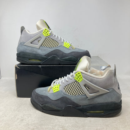 Jordan 4 Retro SE 95 Neon