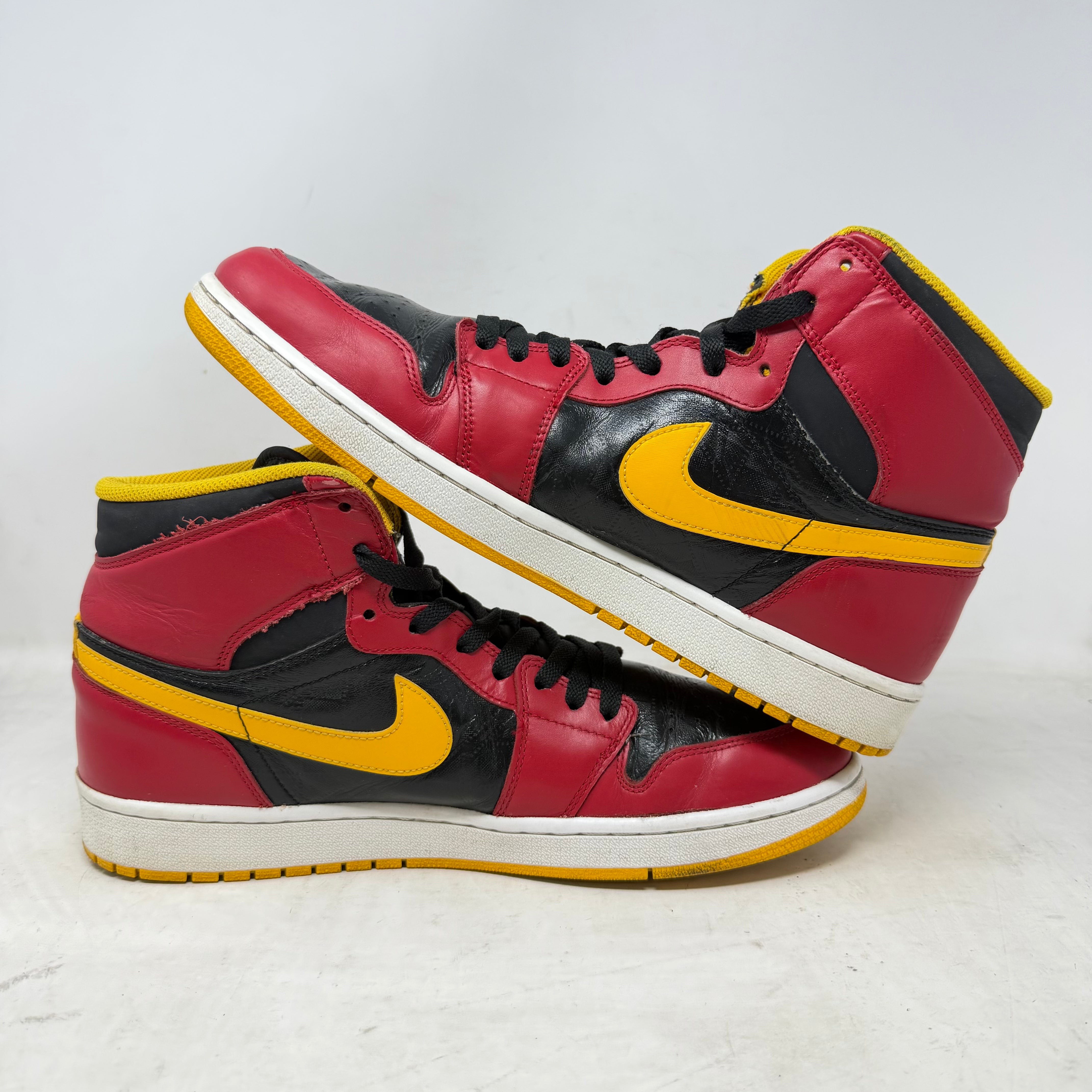 Jordan 1 Retro Human Highlight