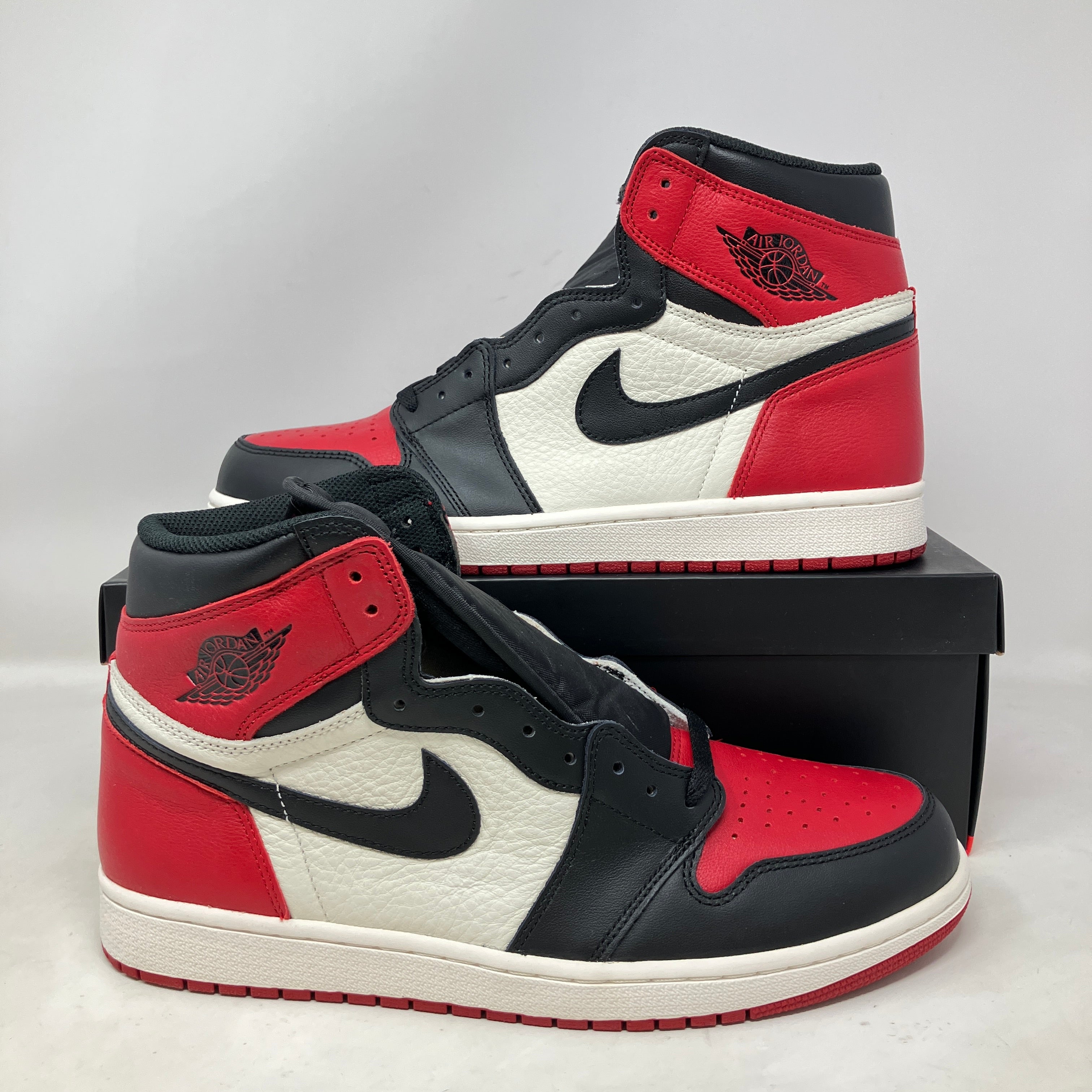 Jordan 1 Retro High Bred Toe
