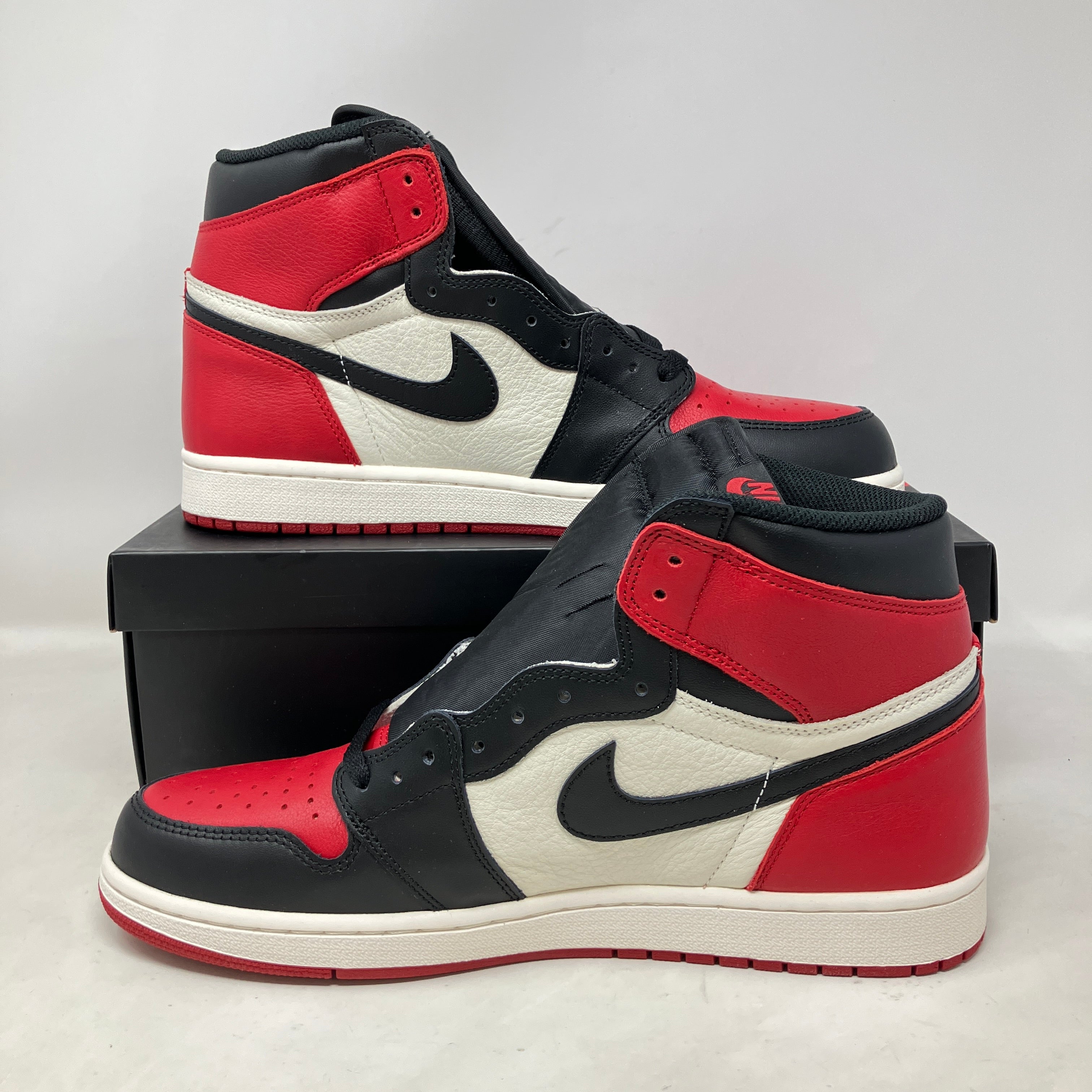 Jordan 1 Retro High Bred Toe