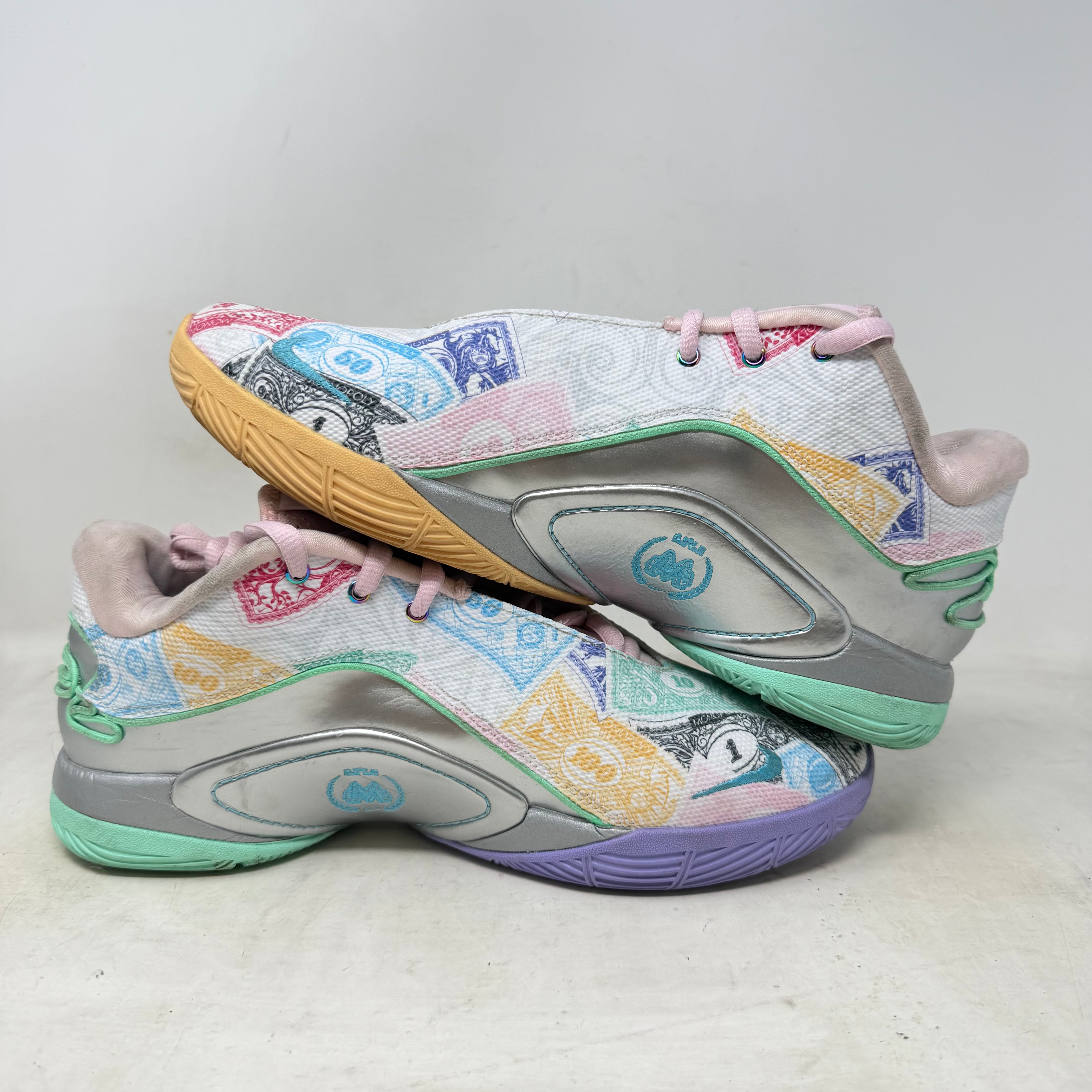 Nike LeBron 22 Monopoly (Solid Outsole)