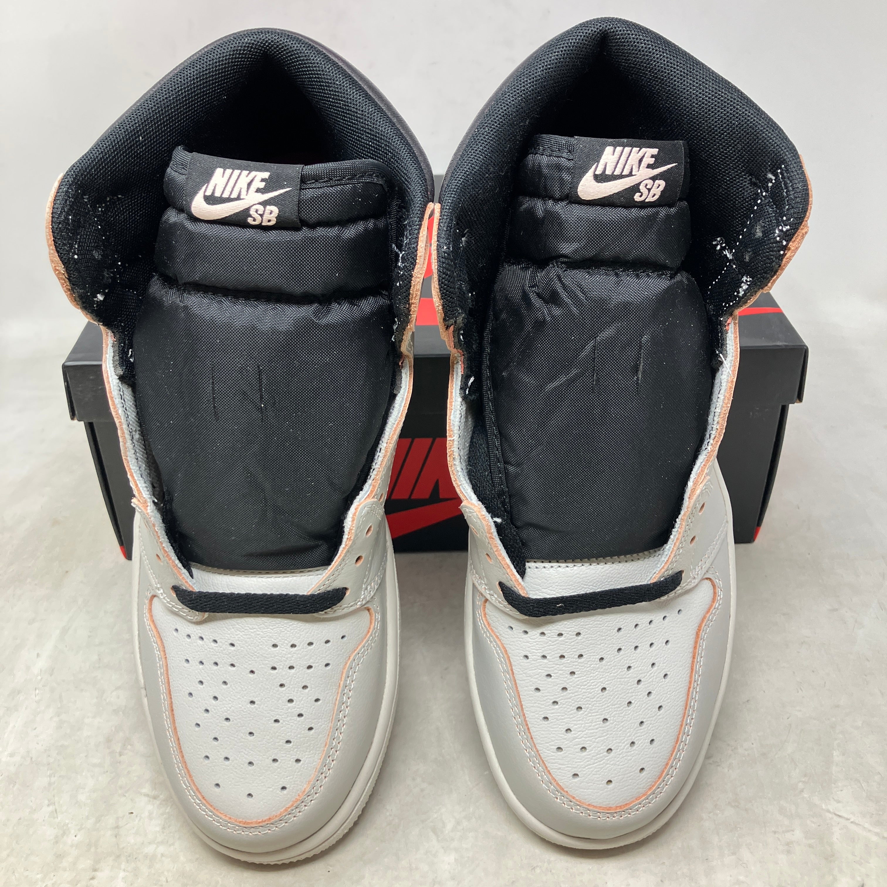 Jordan 1 Retro High OG Defiant SB NYC to Paris