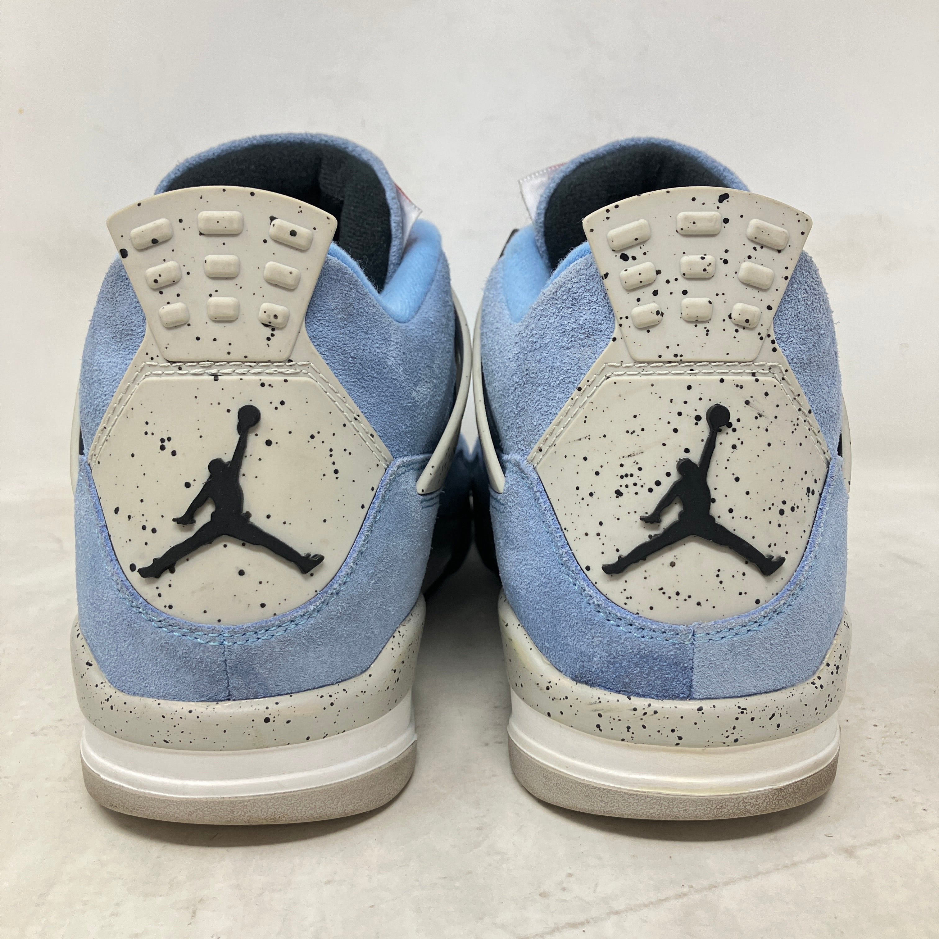 Jordan 4 Retro University Blue