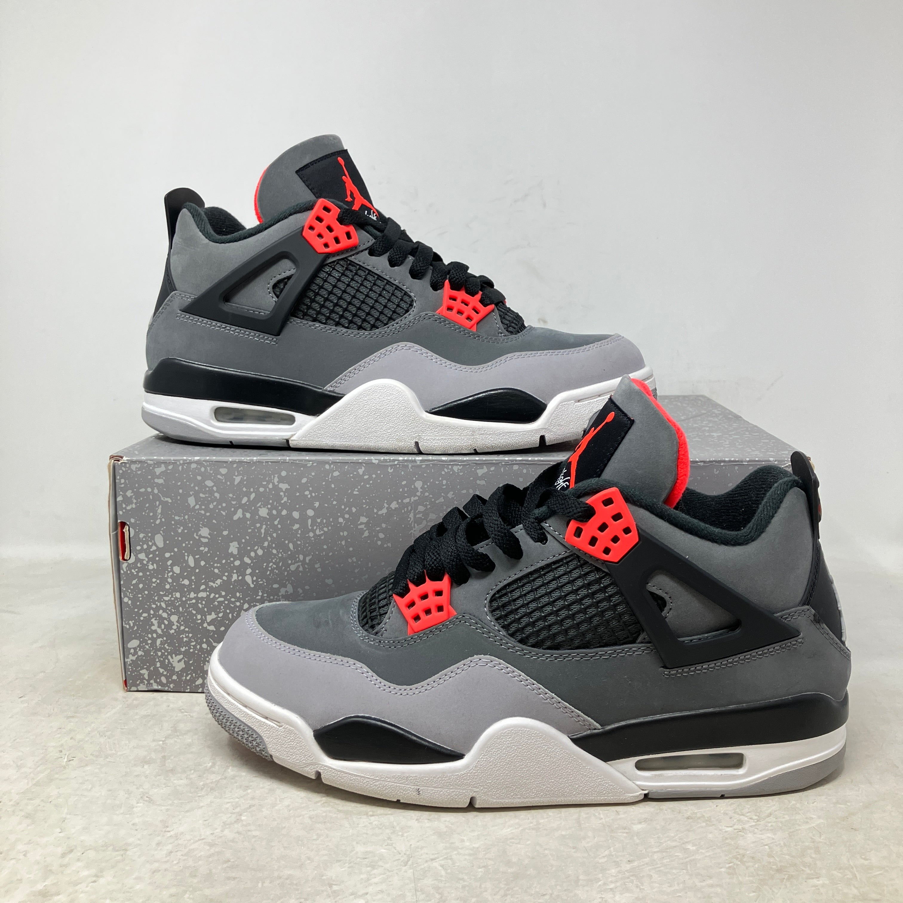 Jordan 4 Retro Infrared