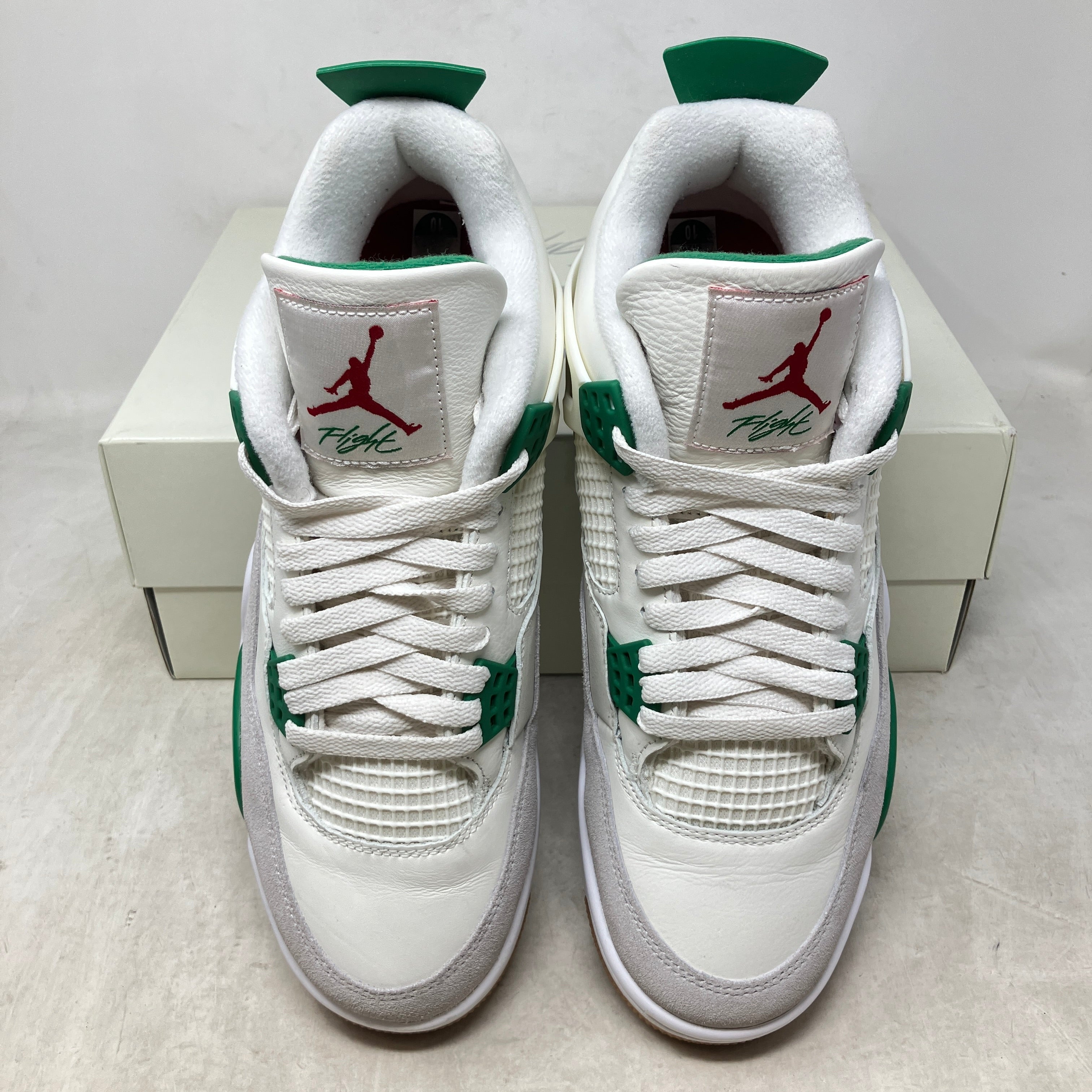 Jordan 4 Retro SB Pine Green