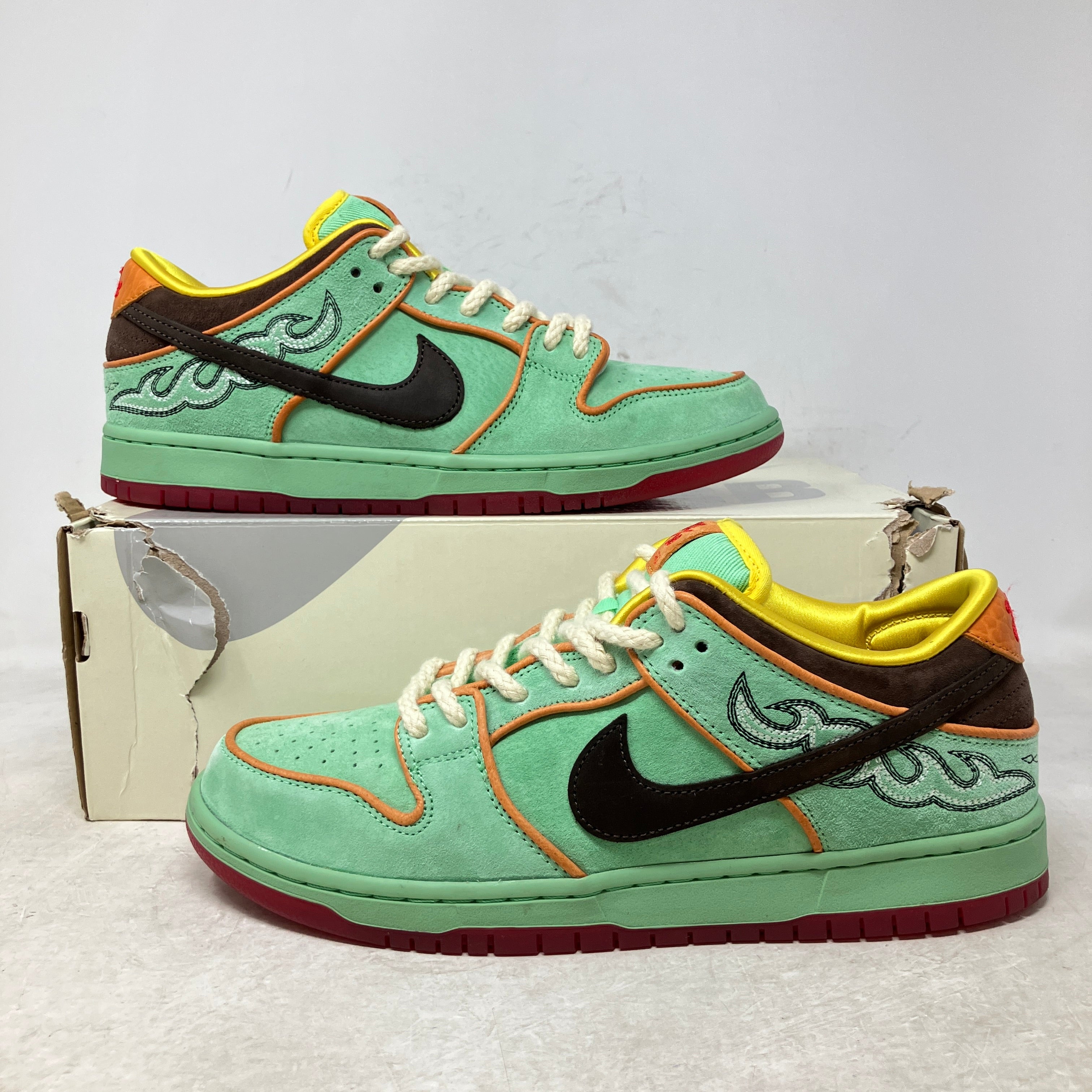 Nike SB Dunk Low Rodeo Tourmaline