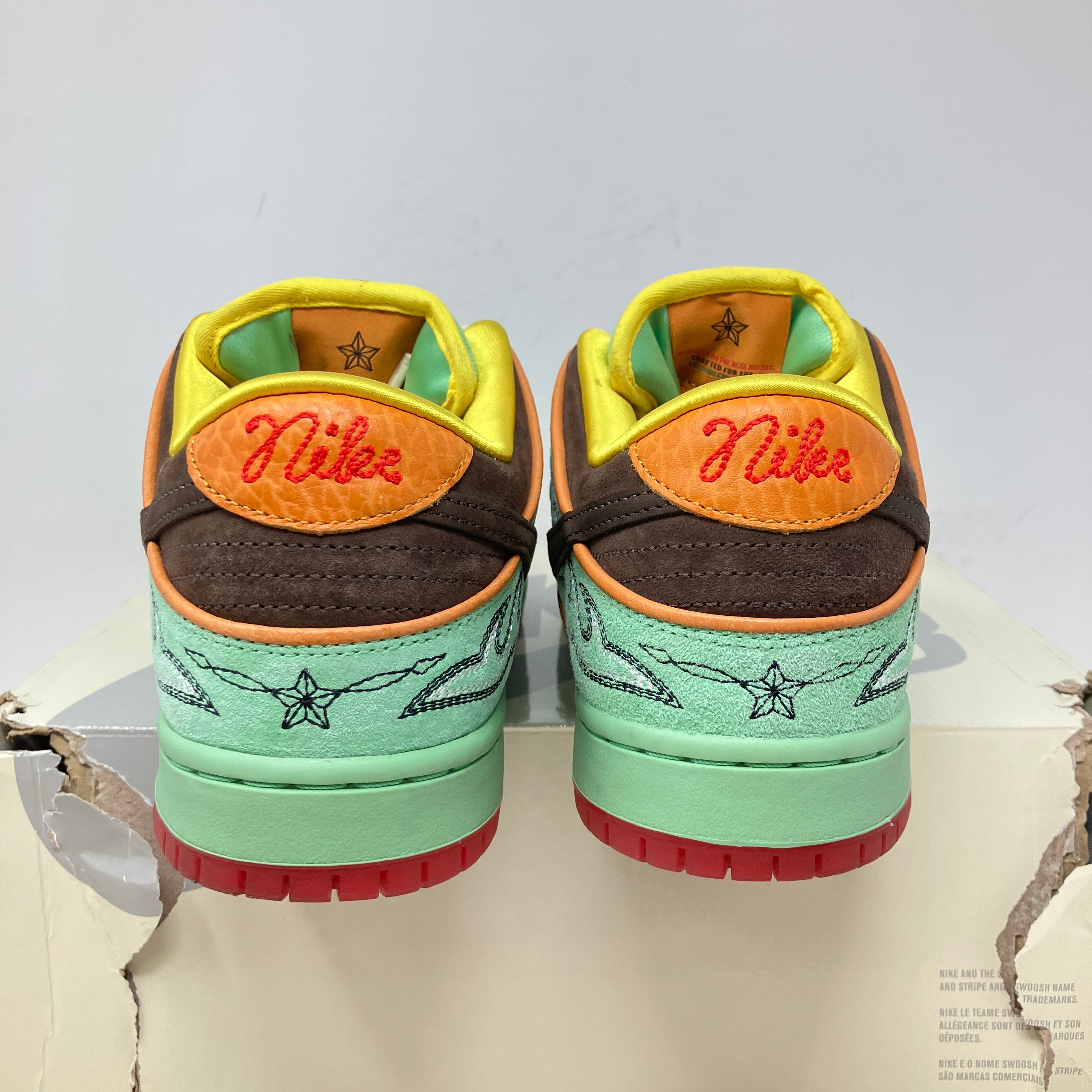 Nike SB Dunk Low Rodeo Tourmaline
