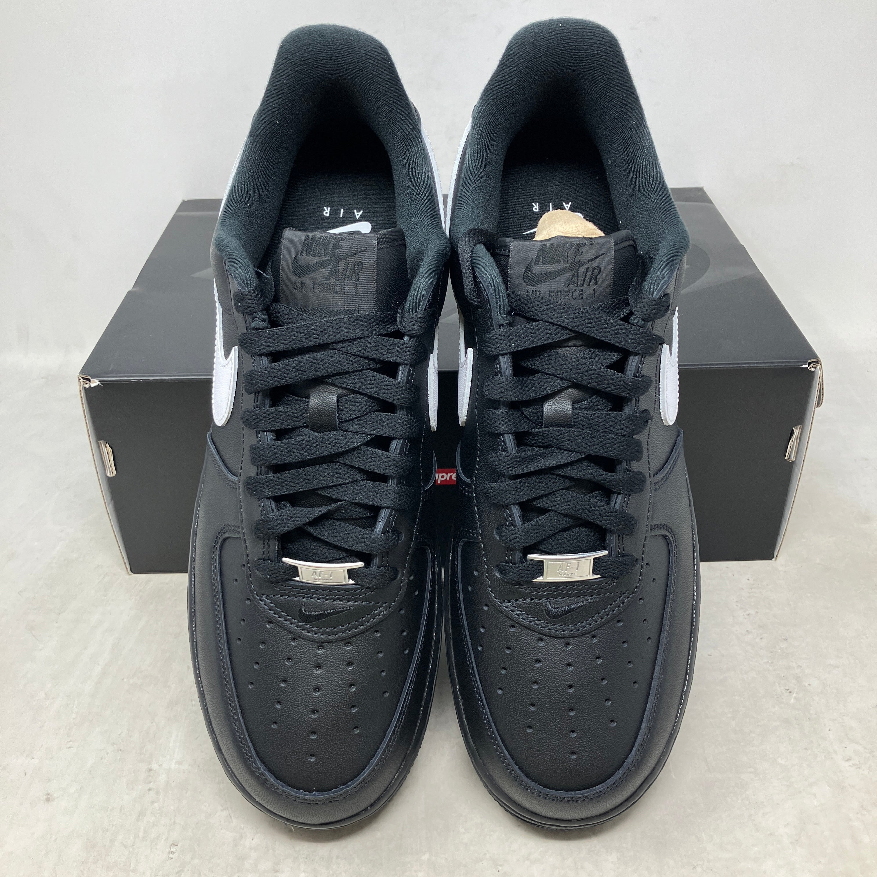 Nike Air Force 1 Low Supreme Black White