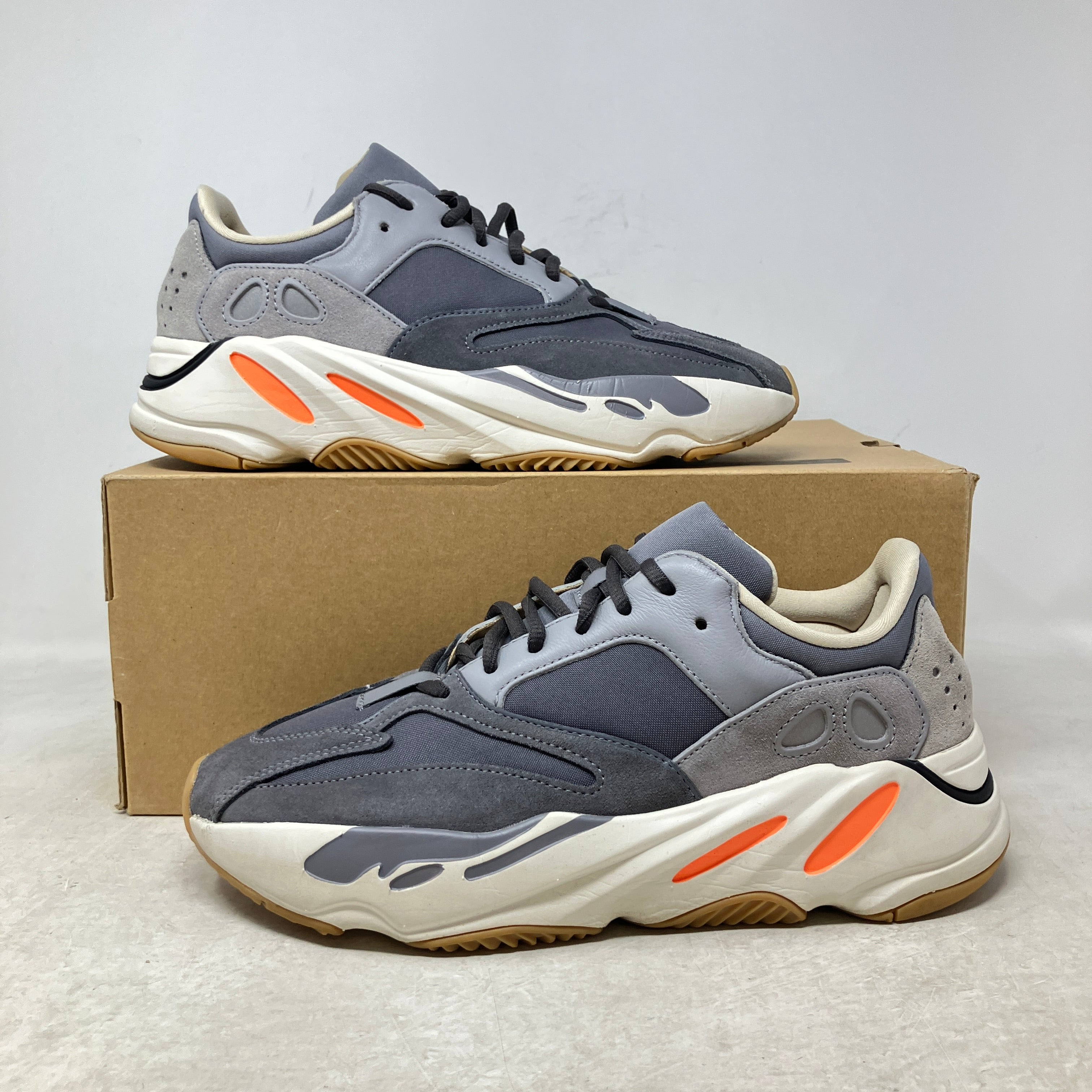 adidas Yeezy Boost 700 Magnet