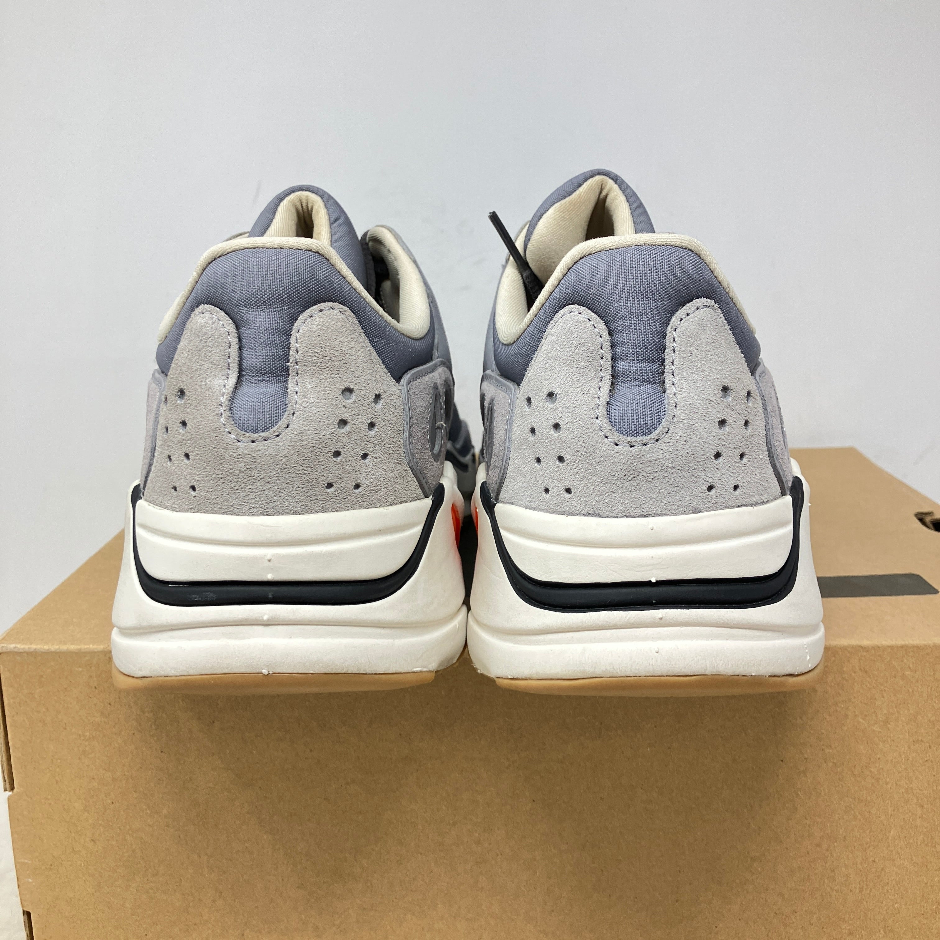 adidas Yeezy Boost 700 Magnet