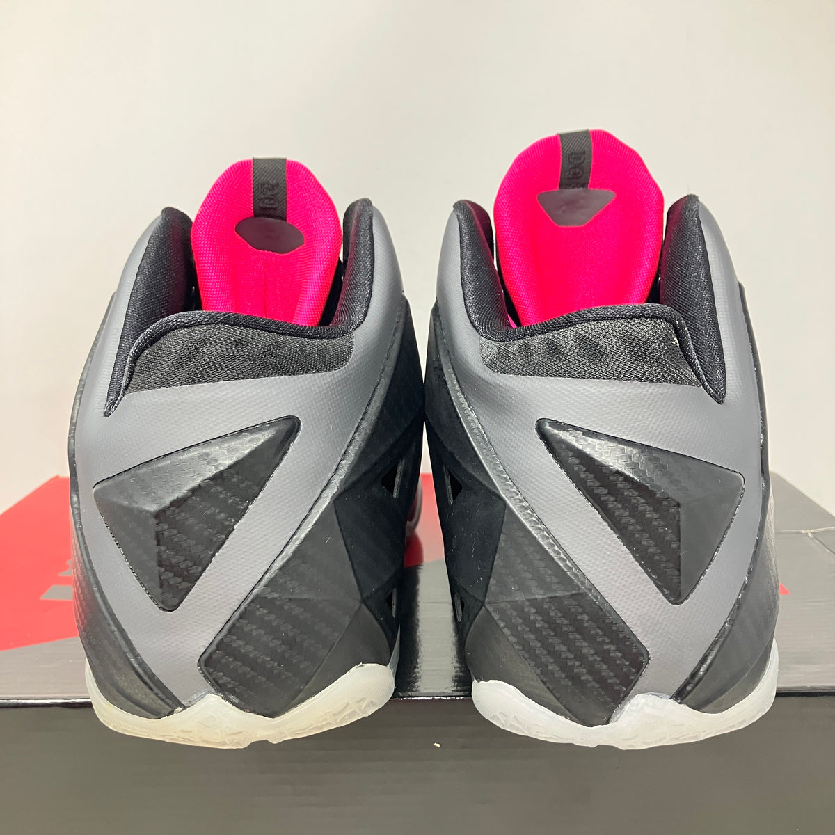 Nike LeBron 11 Miami Nights