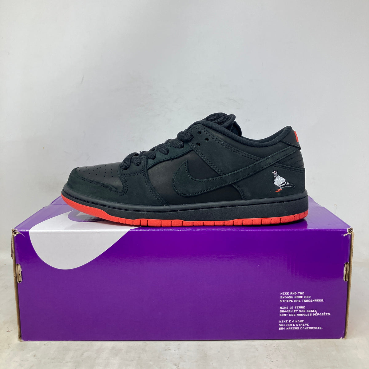Nike SB Dunk Low Black Pigeon