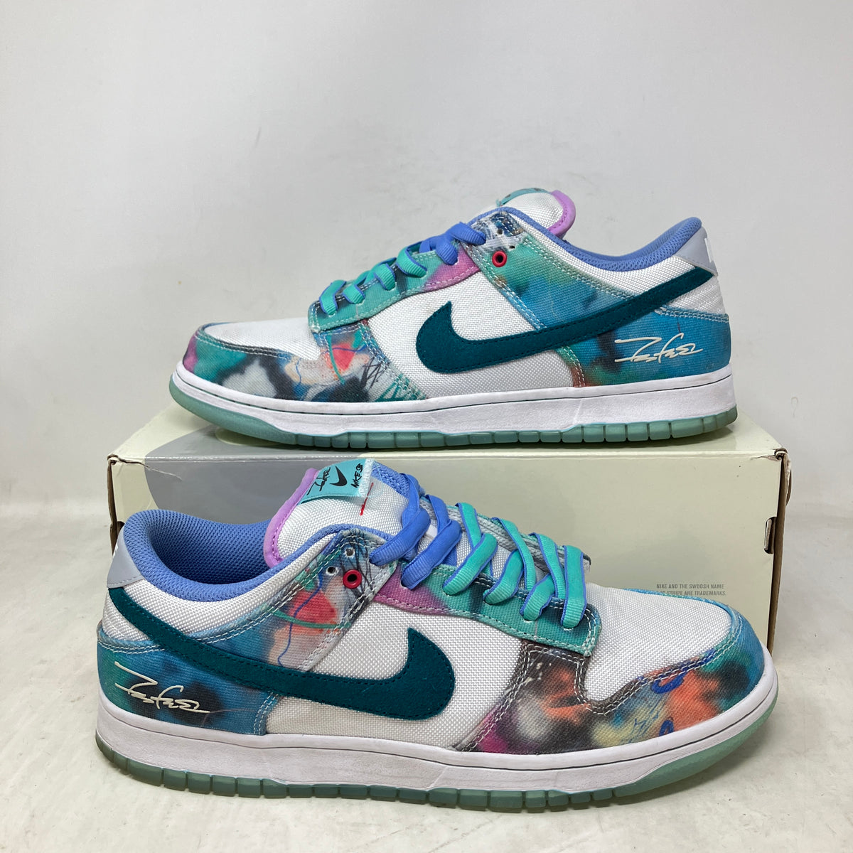 Nike SB Dunk Low Futura Laboratories Bleached Aqua