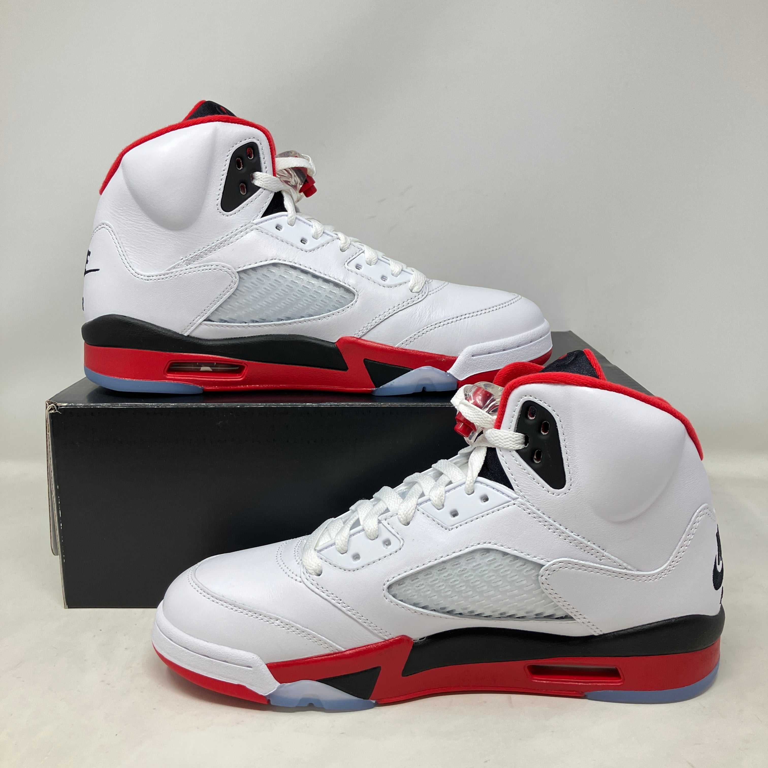 Jordan 5 Retro Fire Red Black Tongue (2025)