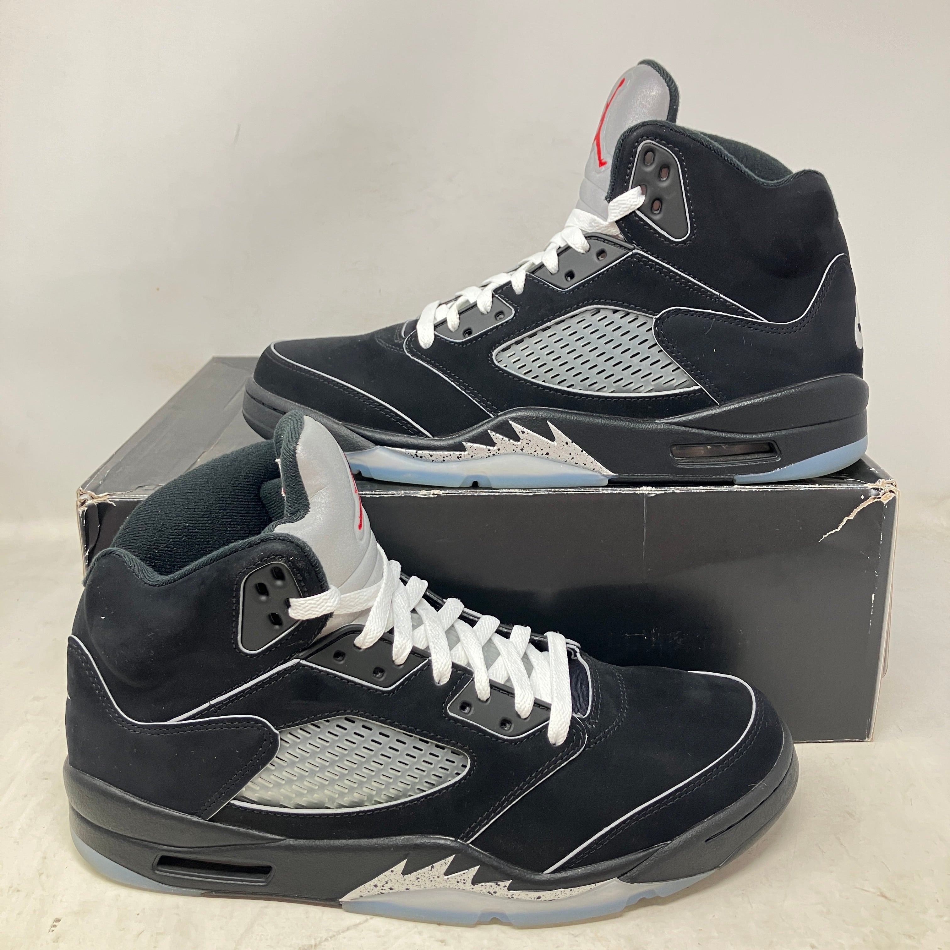 Jordan 5 Retro OG Black Metallic Reimagined