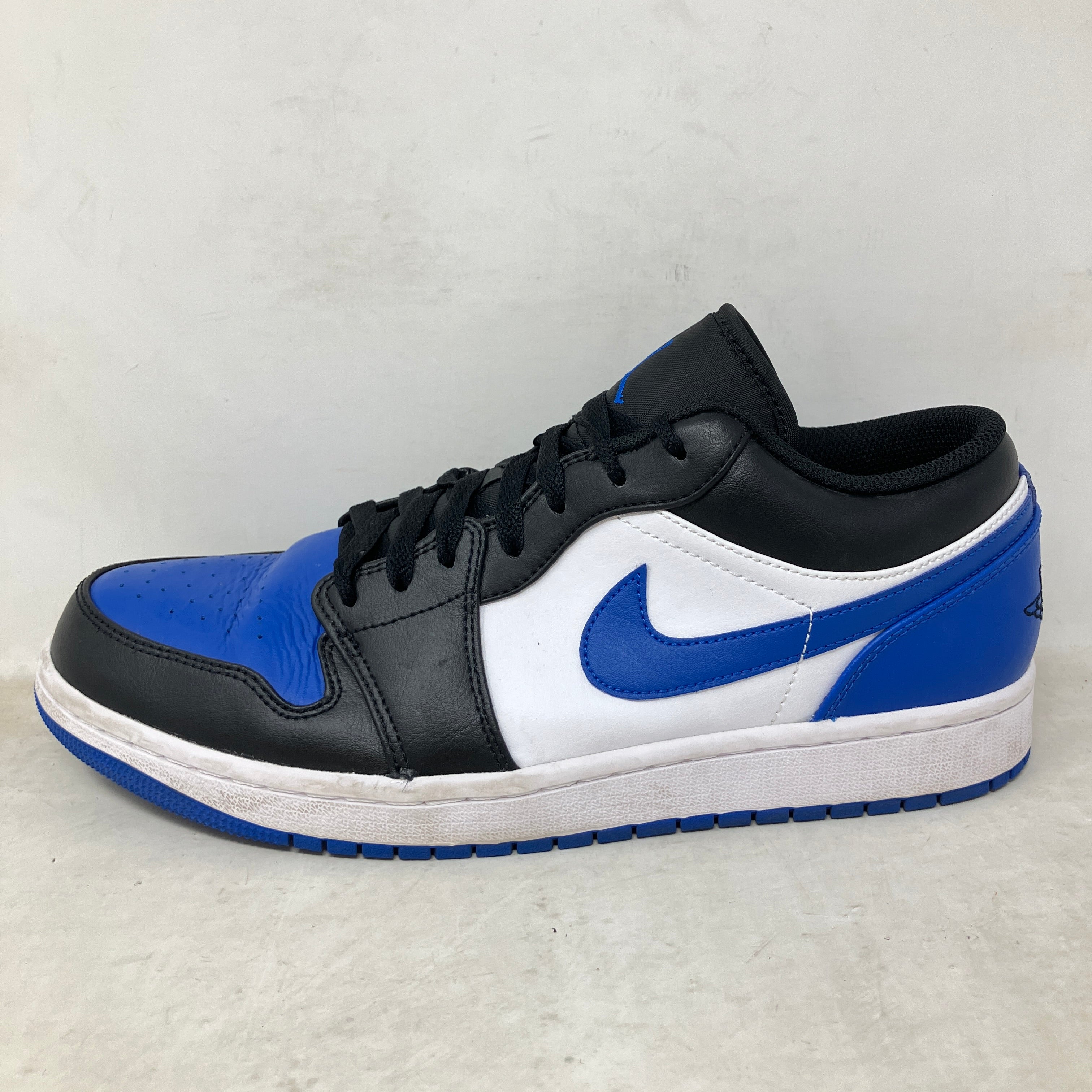 Jordan 1 Low Alternate Royal Toe