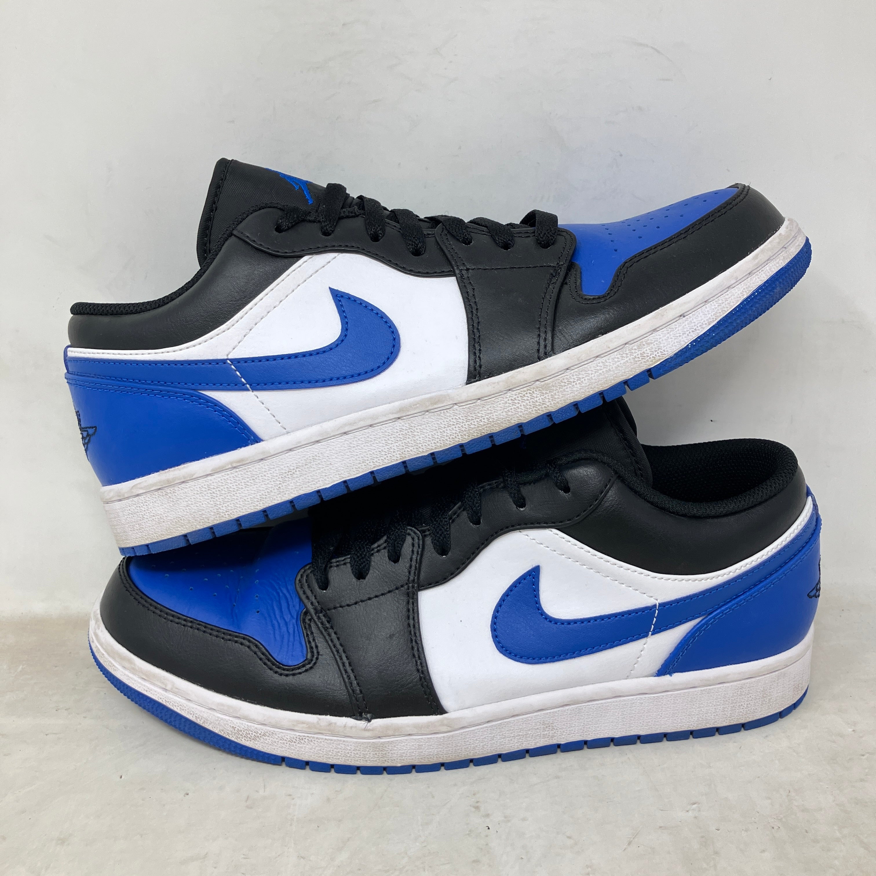 Jordan 1 Low Alternate Royal Toe