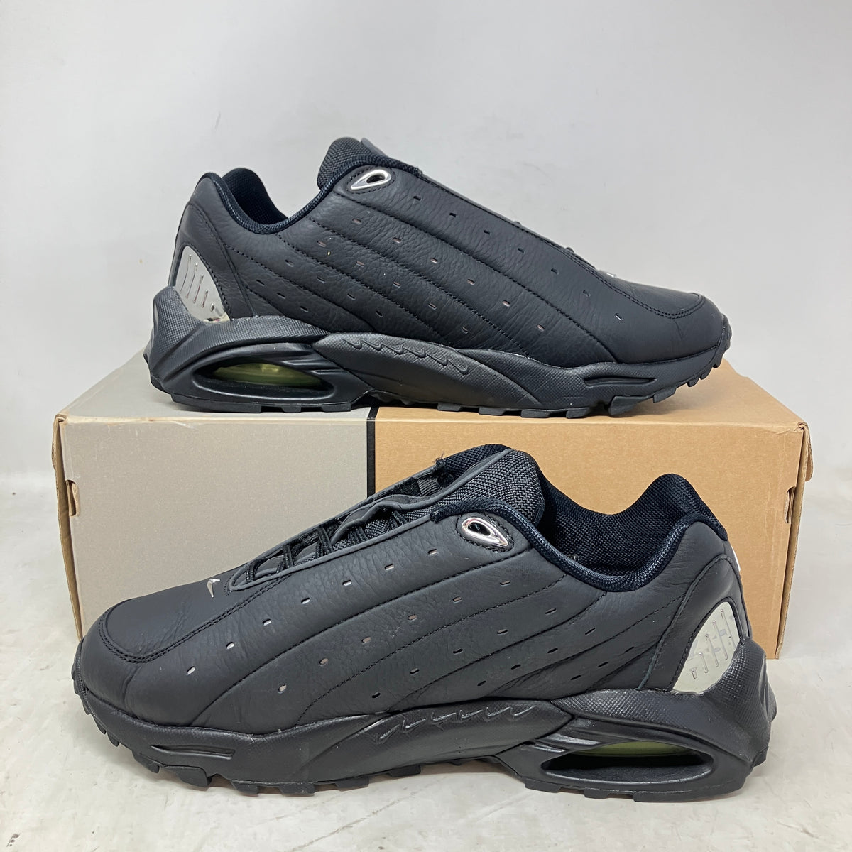 Nike Hot Step Air Terra Drake NOCTA Triple Black