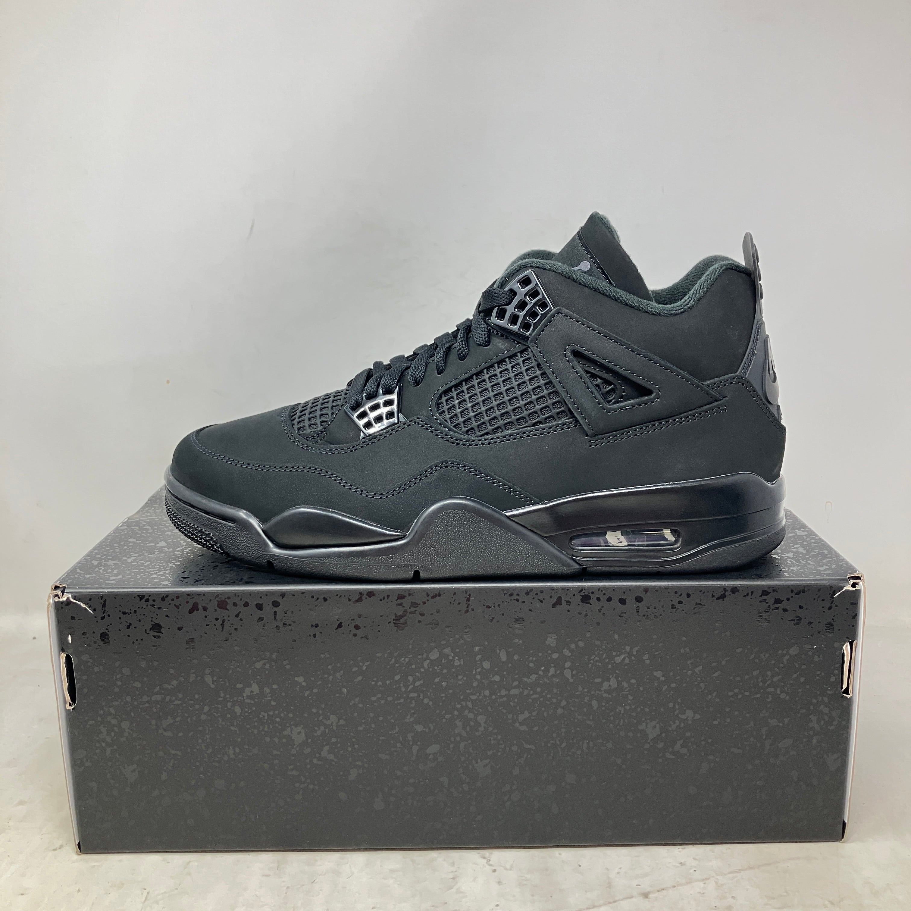 Jordan 4 Retro Black Cat (2025)