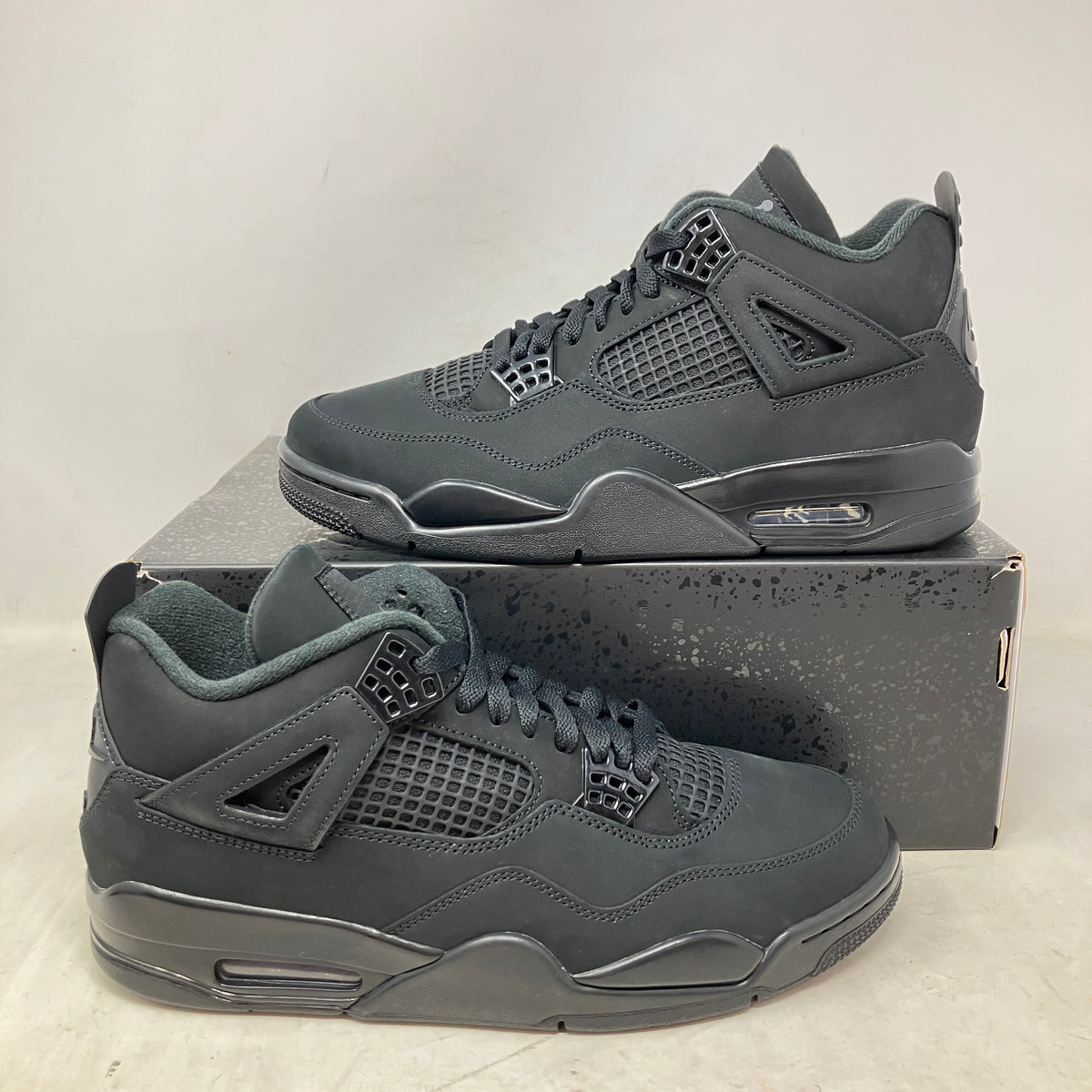 Jordan 4 Retro Black Cat (2025)