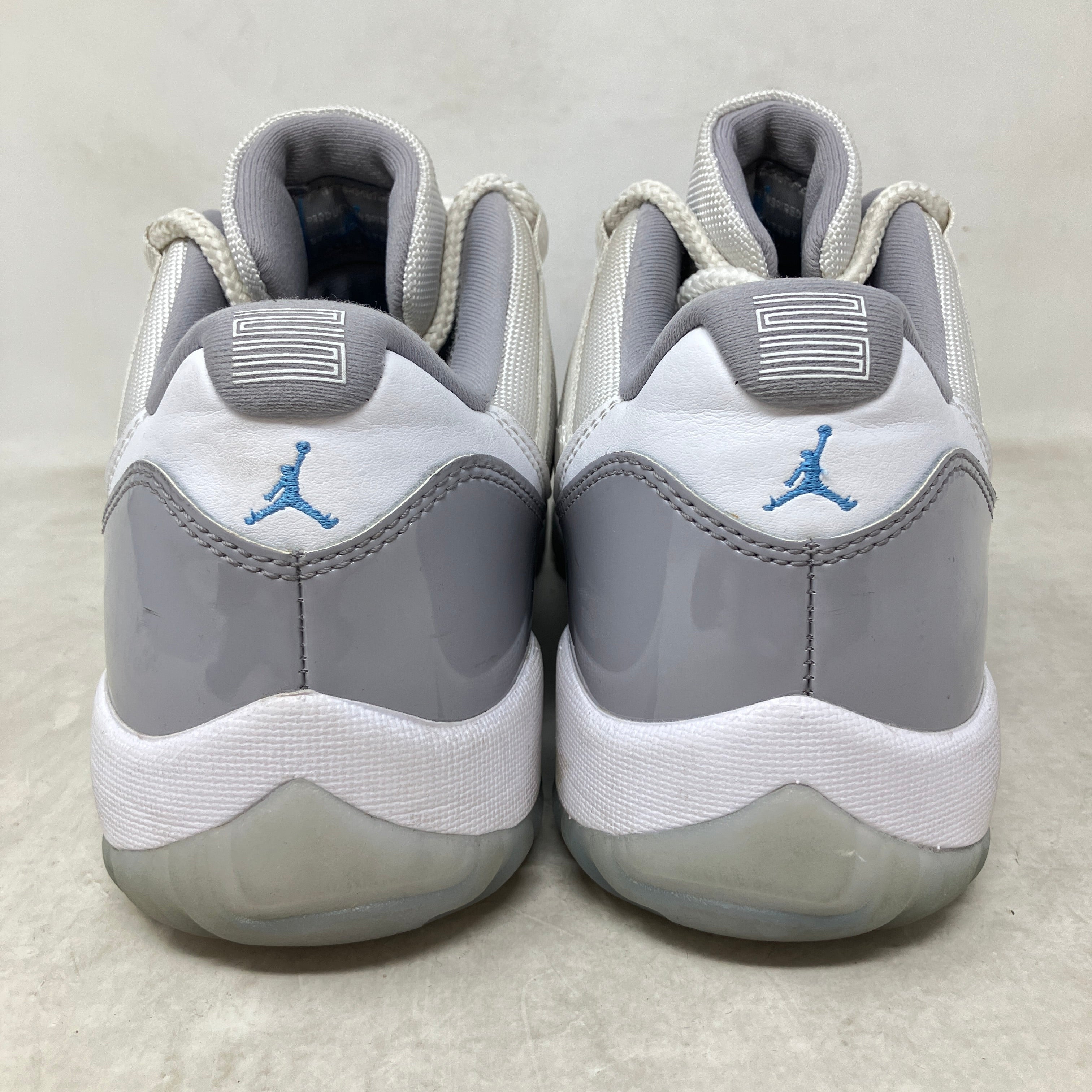 Jordan 11 Retro Low Cement Grey
