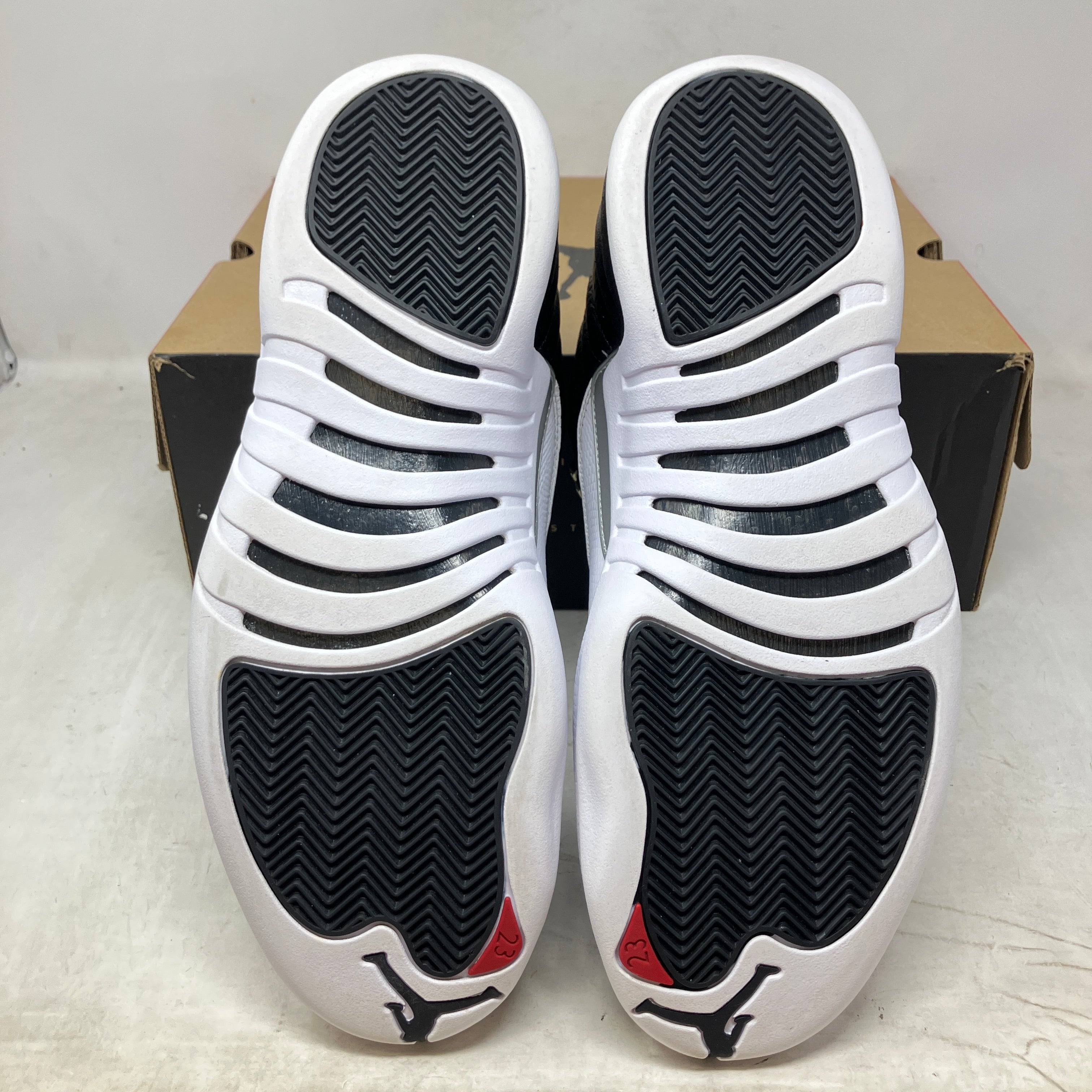 Jordan 12 Retro Playoffs (2022)