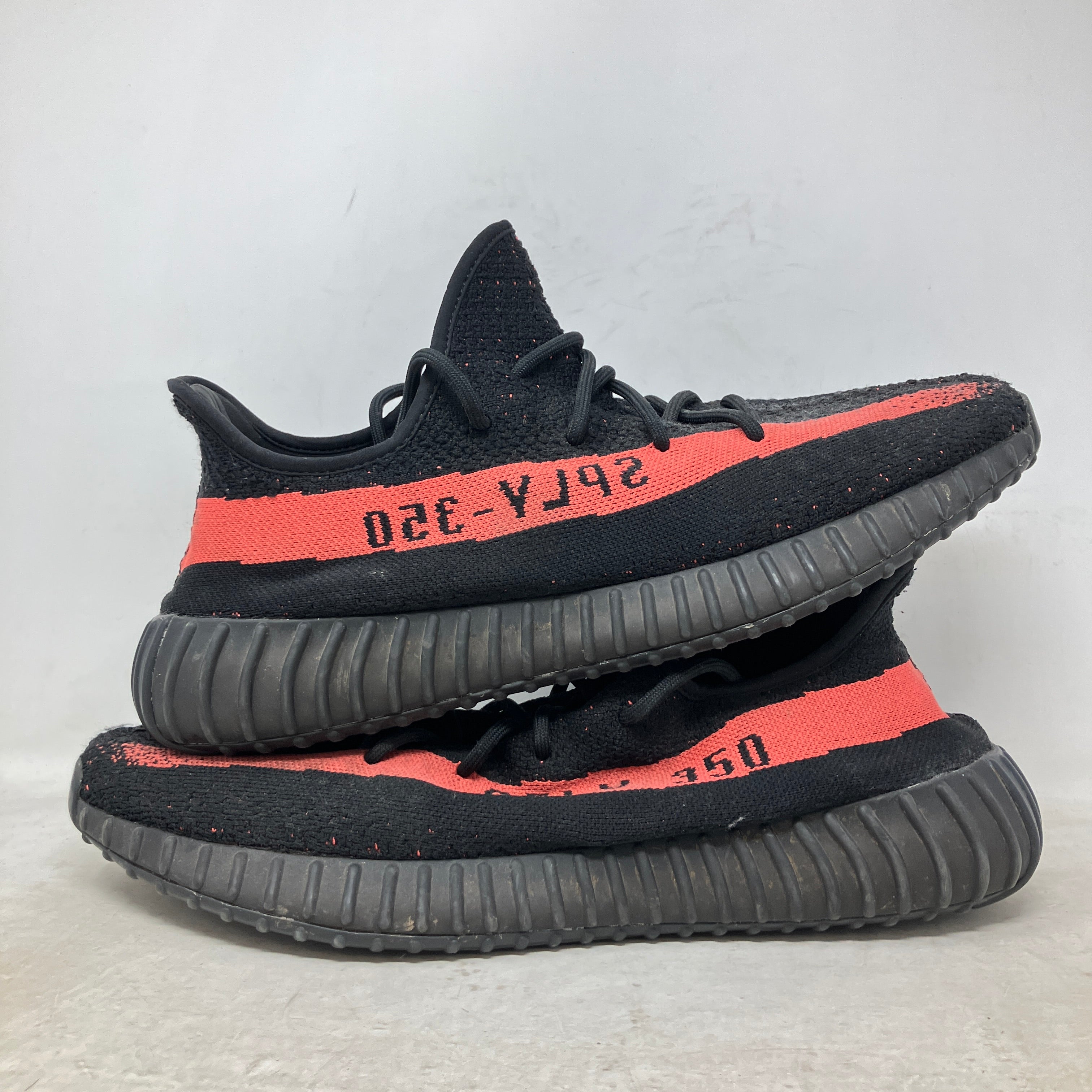 adidas Yeezy Boost 350 V2 Core Black Red