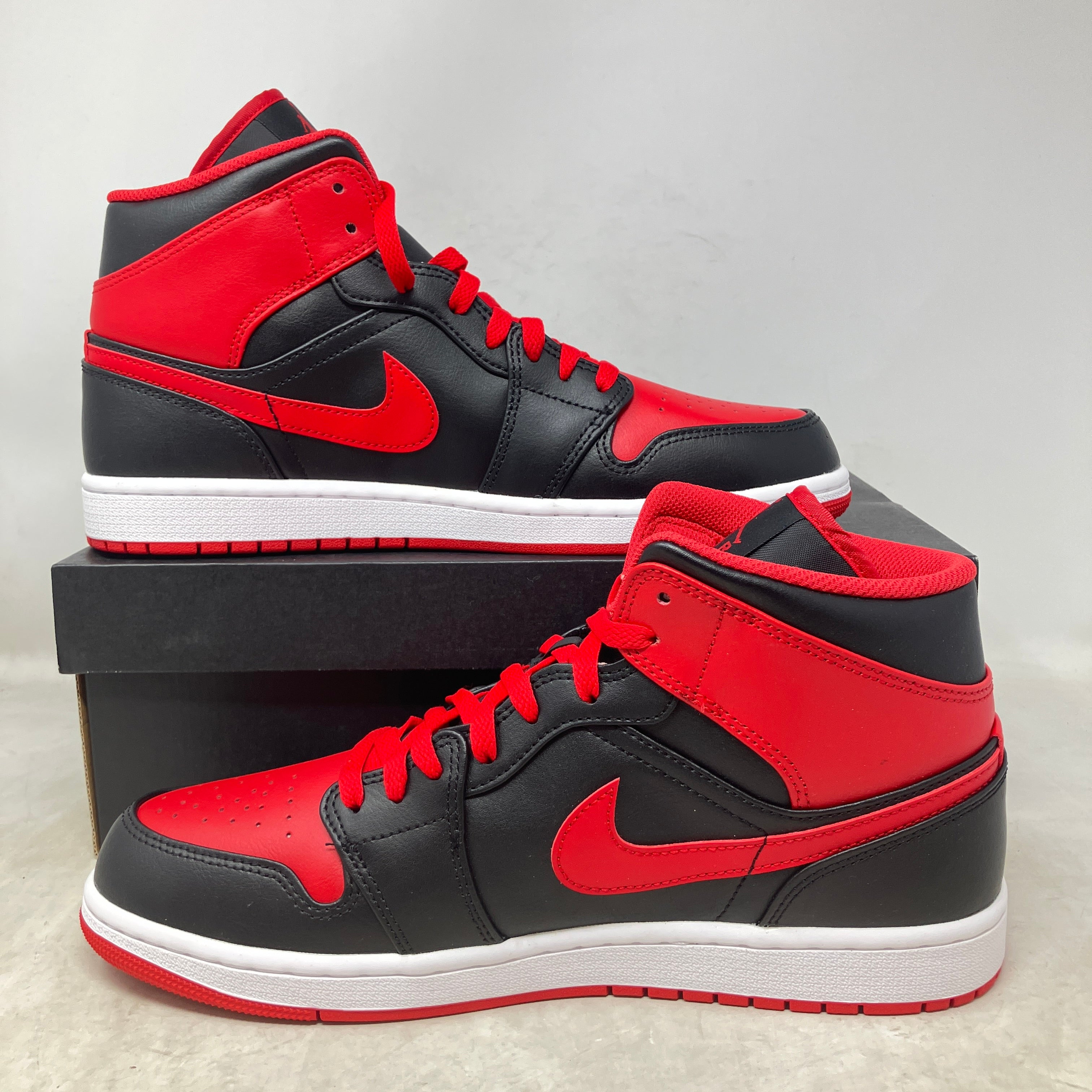 Jordan 1 Mid Alternate Bred (2022)