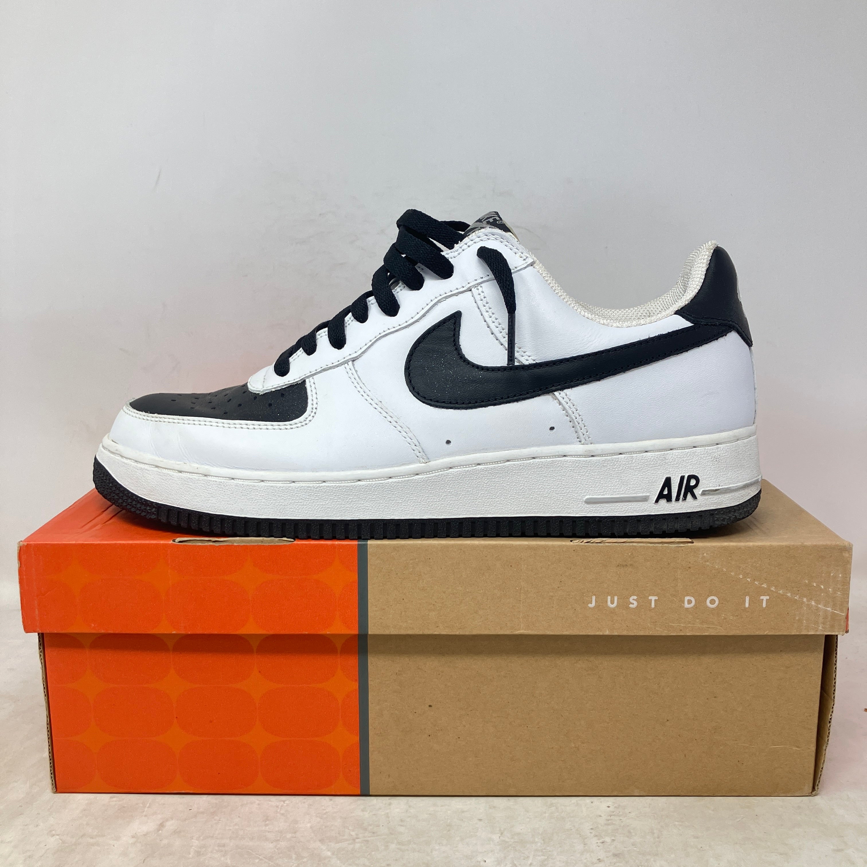 Nike Air Force 1 Black White (2004)