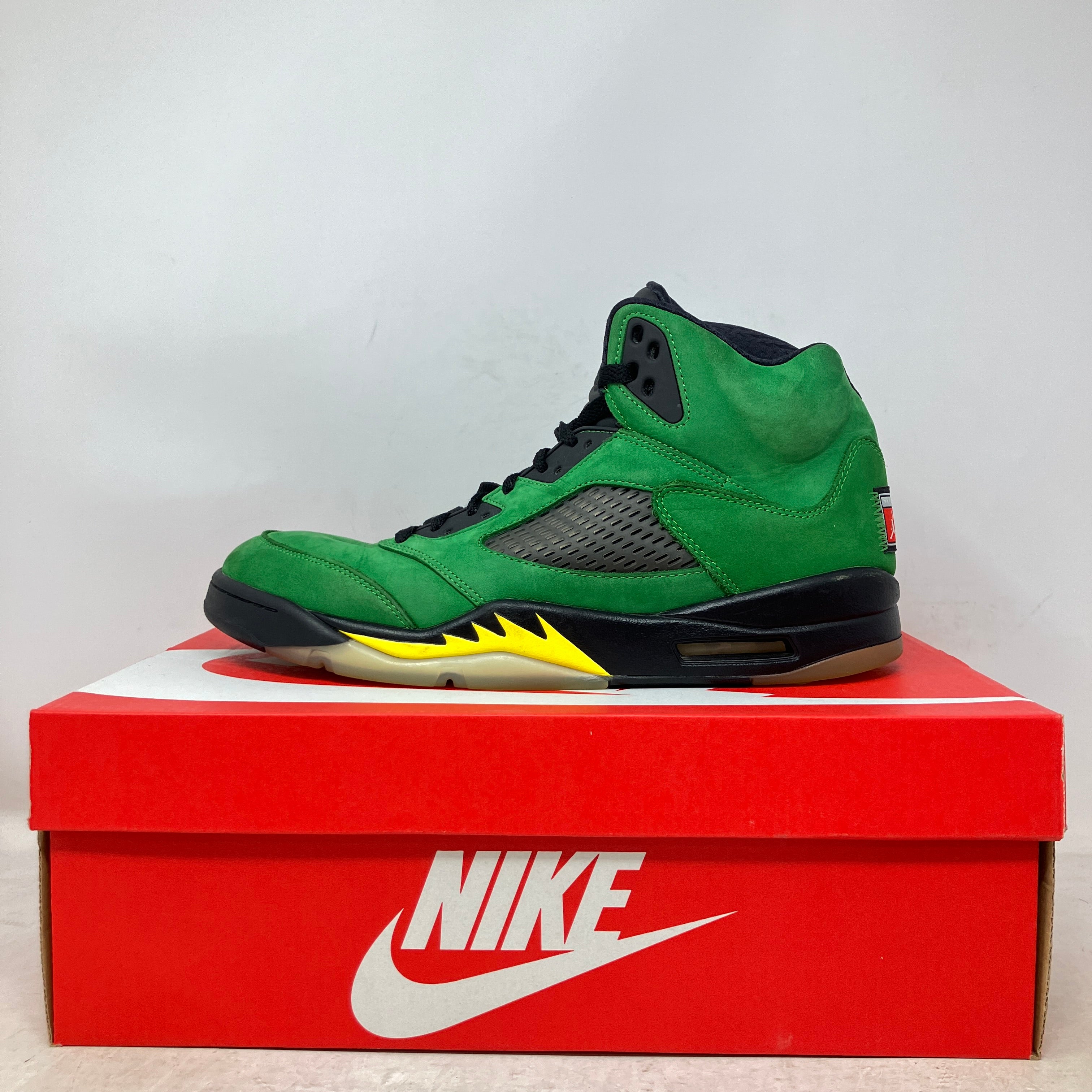 Jordan 5 Retro SE Oregon