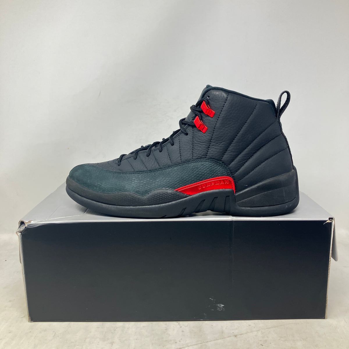 Jordan 12 Retro Bloodline