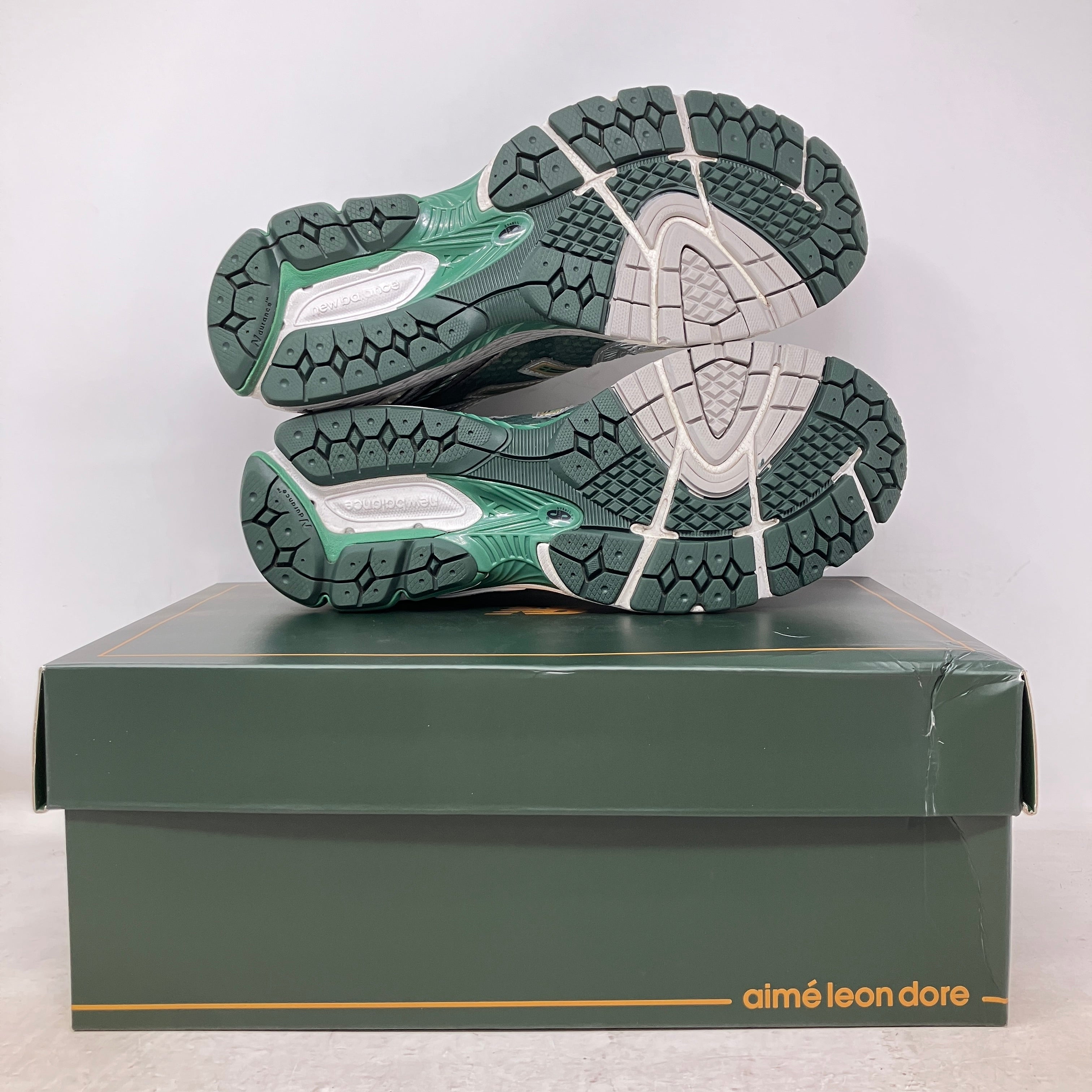 New Balance 860v2 Aime Leon Dore Green