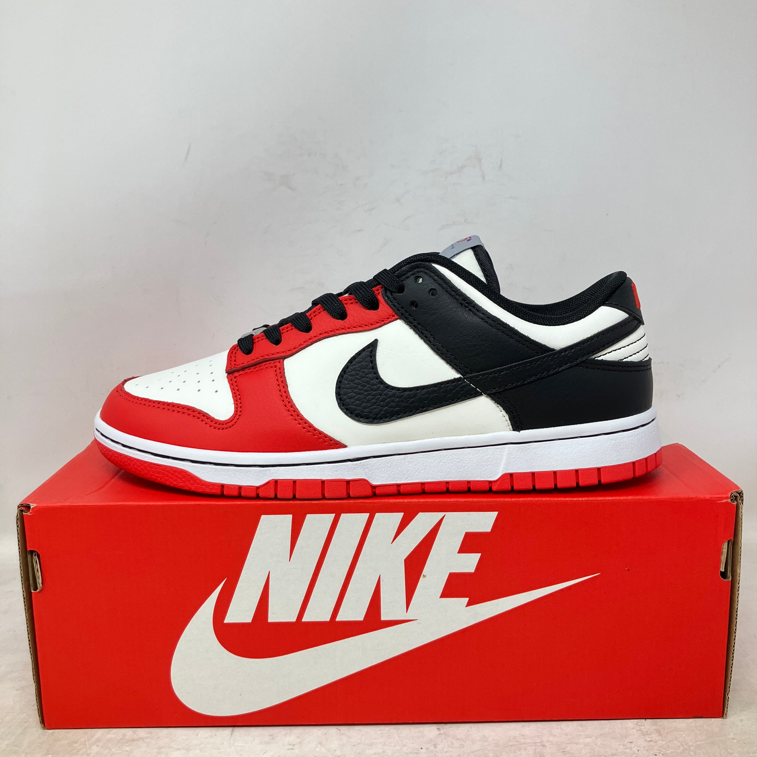Nike Dunk Low EMB NBA 75th Anniversary Chicago