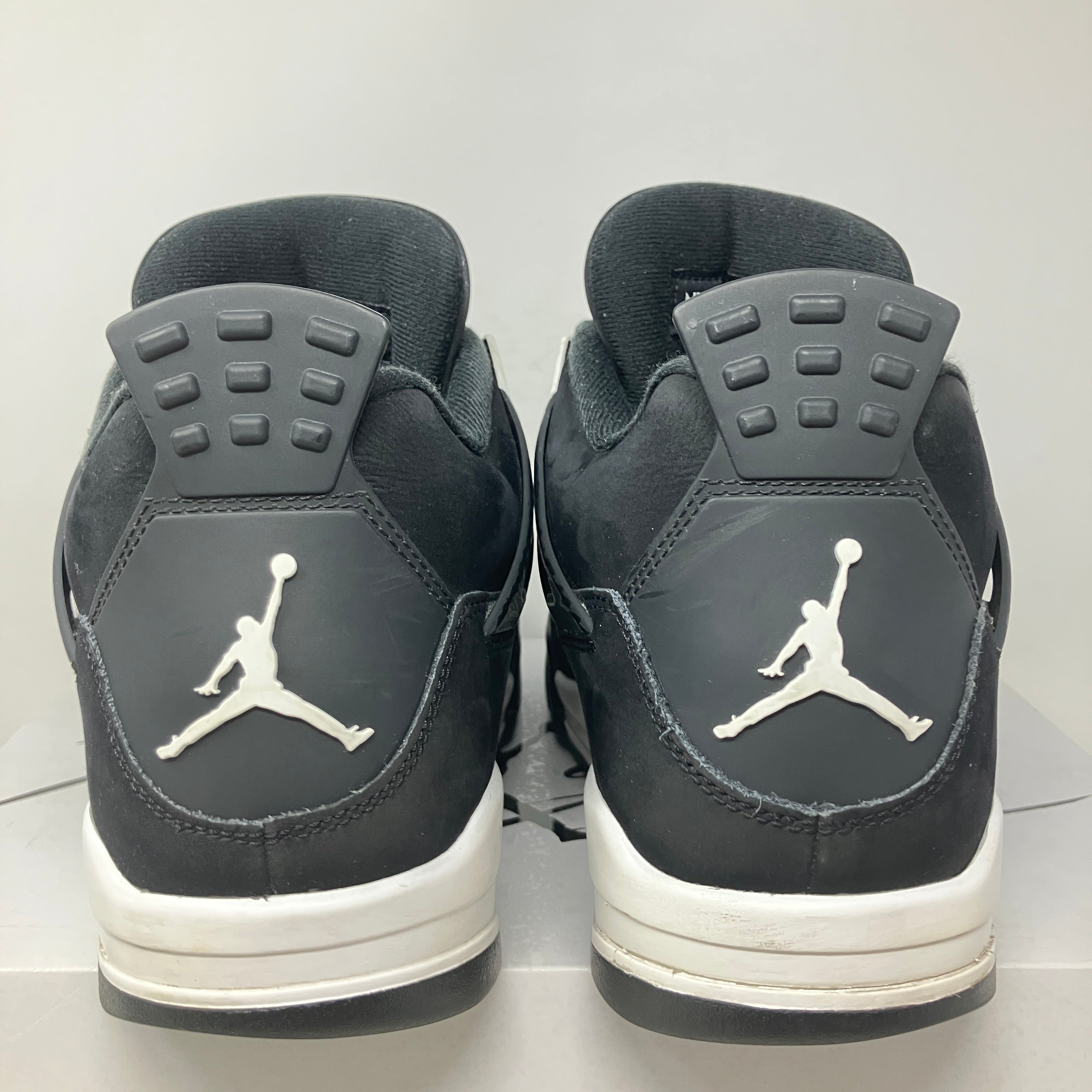 Jordan 4 Retro White Thunder
