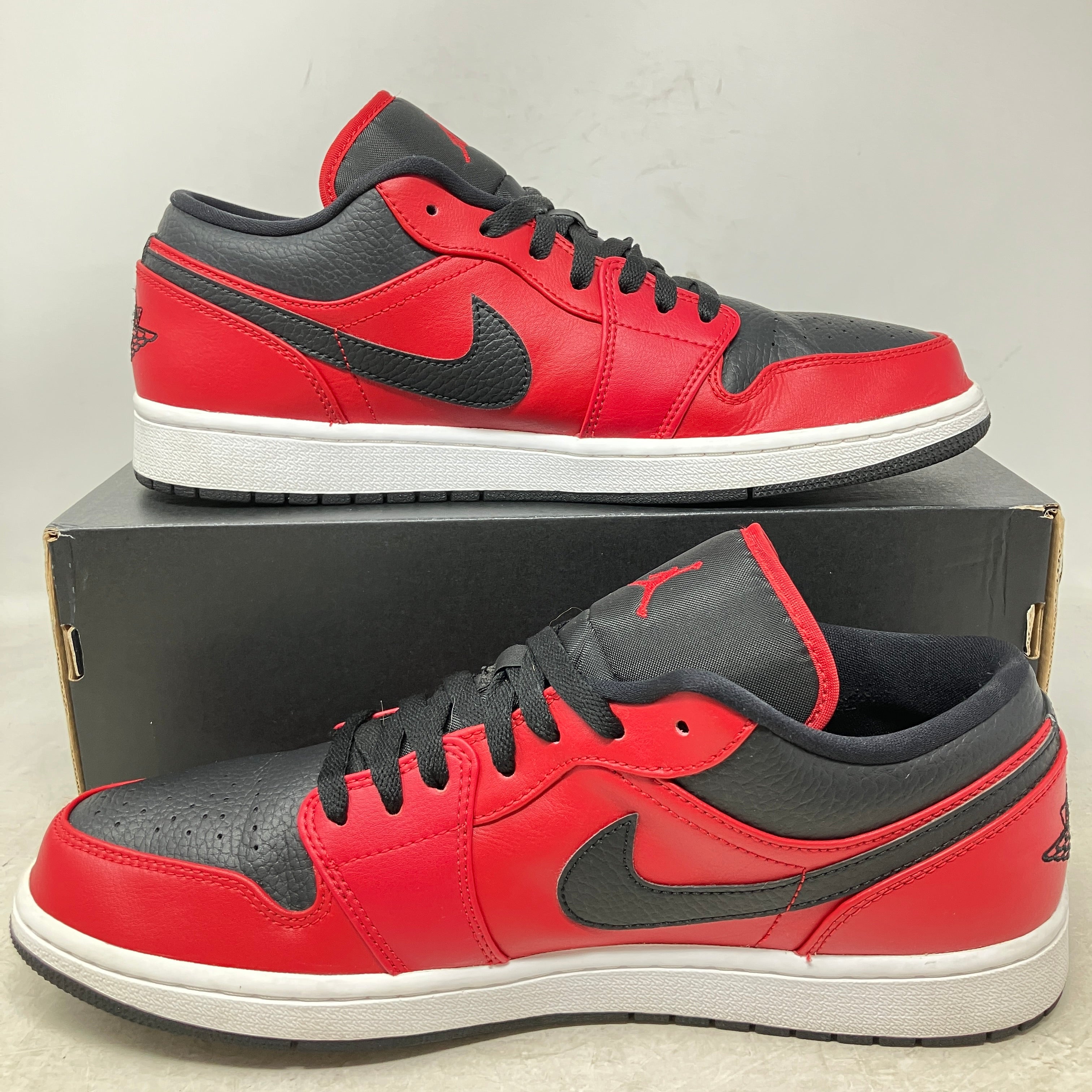 Jordan 1 Low Reverse Bred Pebbled Swoosh