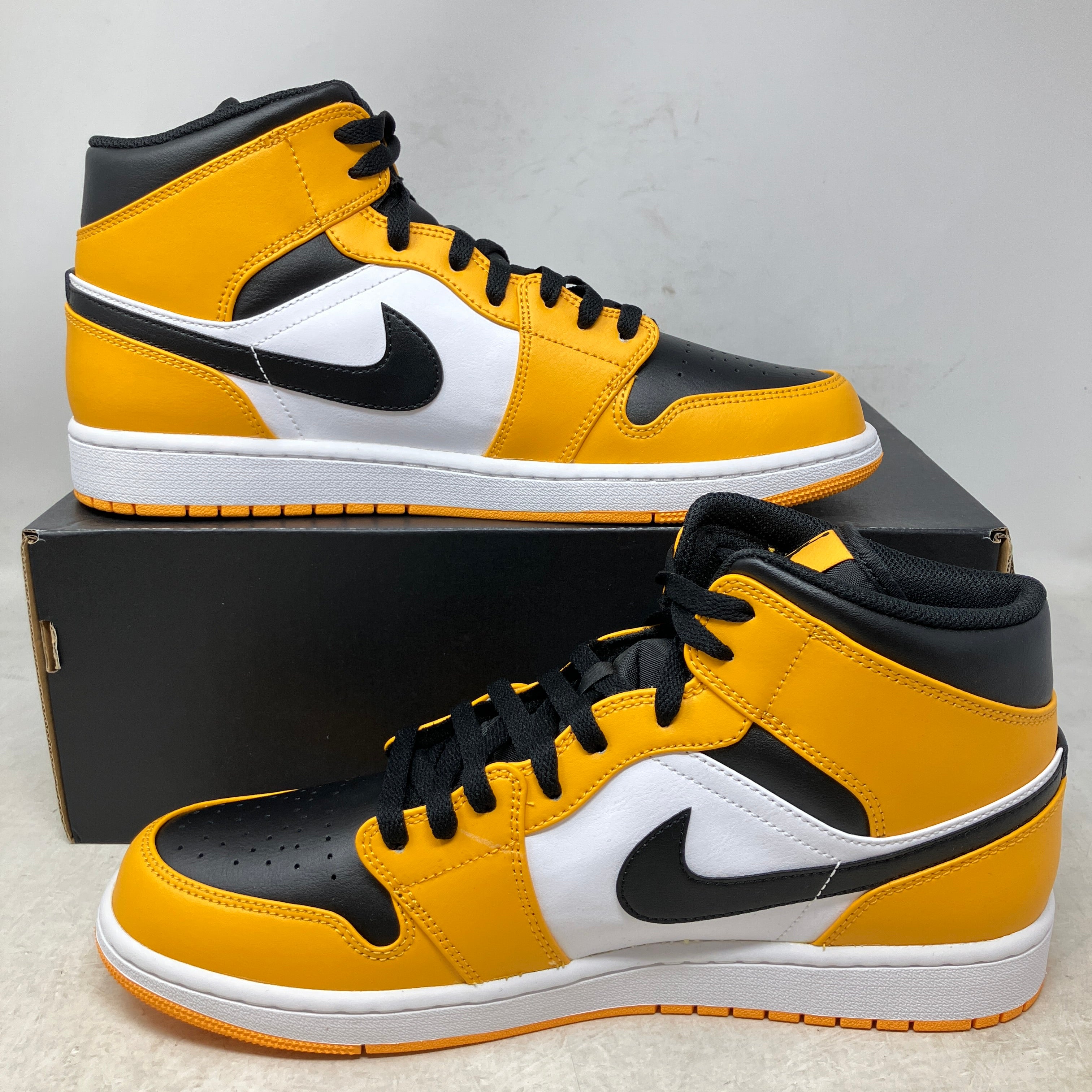 Jordan 1 Mid Taxi
