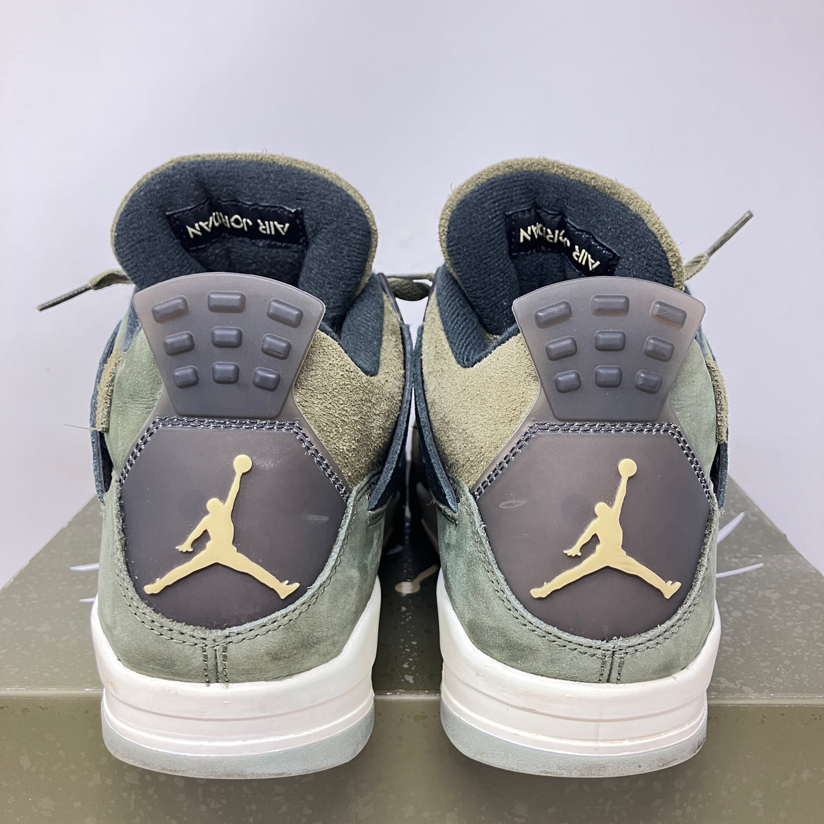 Jordan 4 Retro SE Craft Medium Olive