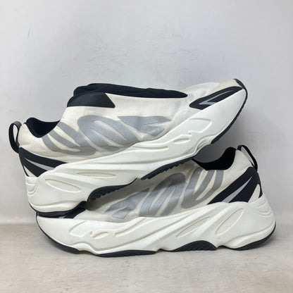adidas Yeezy Boost 700 MNVN Laceless Analog