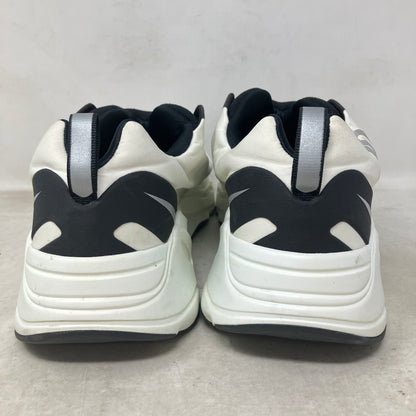adidas Yeezy Boost 700 MNVN Laceless Analog