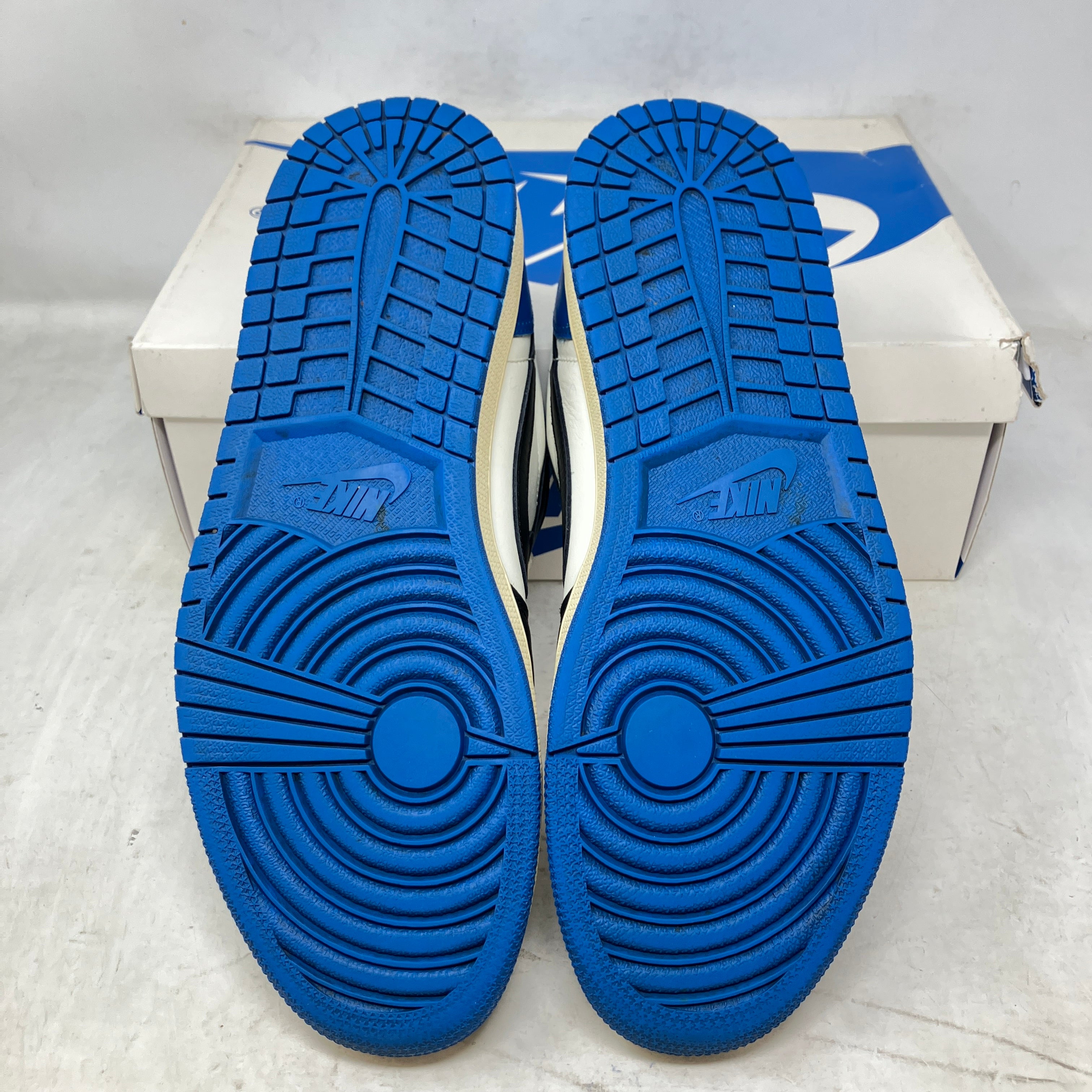 Jordan 1 Retro Low OG SP Fragment x Travis Scott