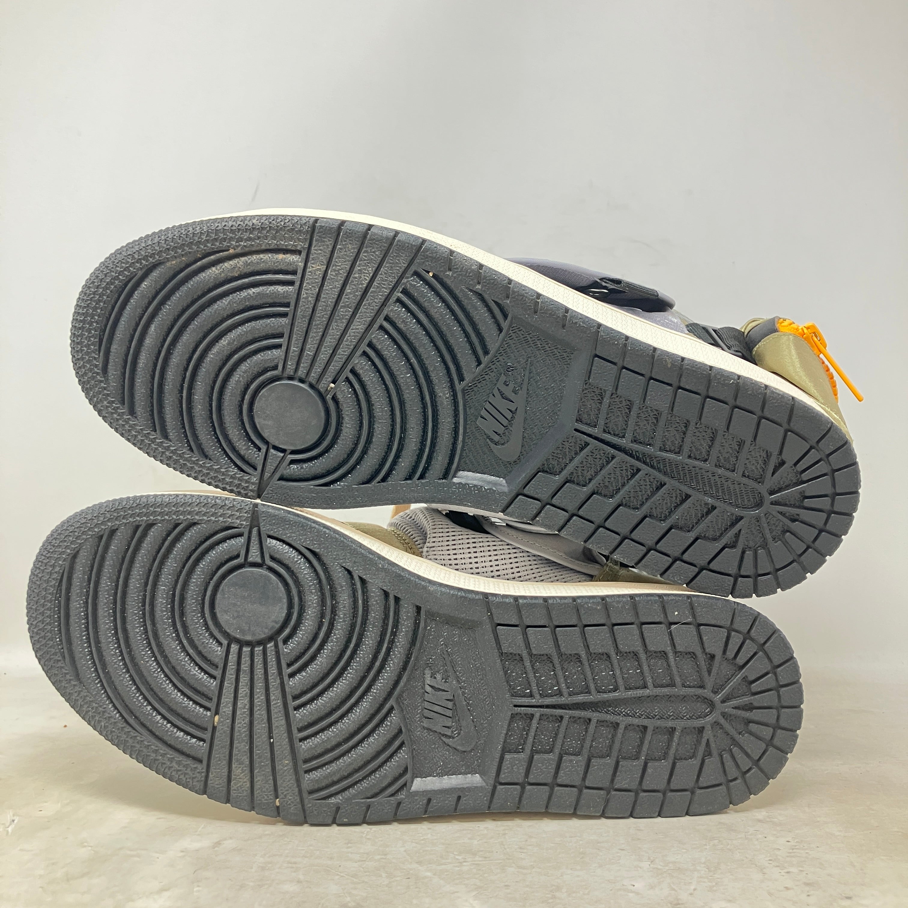 Jordan 1 Retro High OG SP Utility Neutral Olive Light Steel Grey