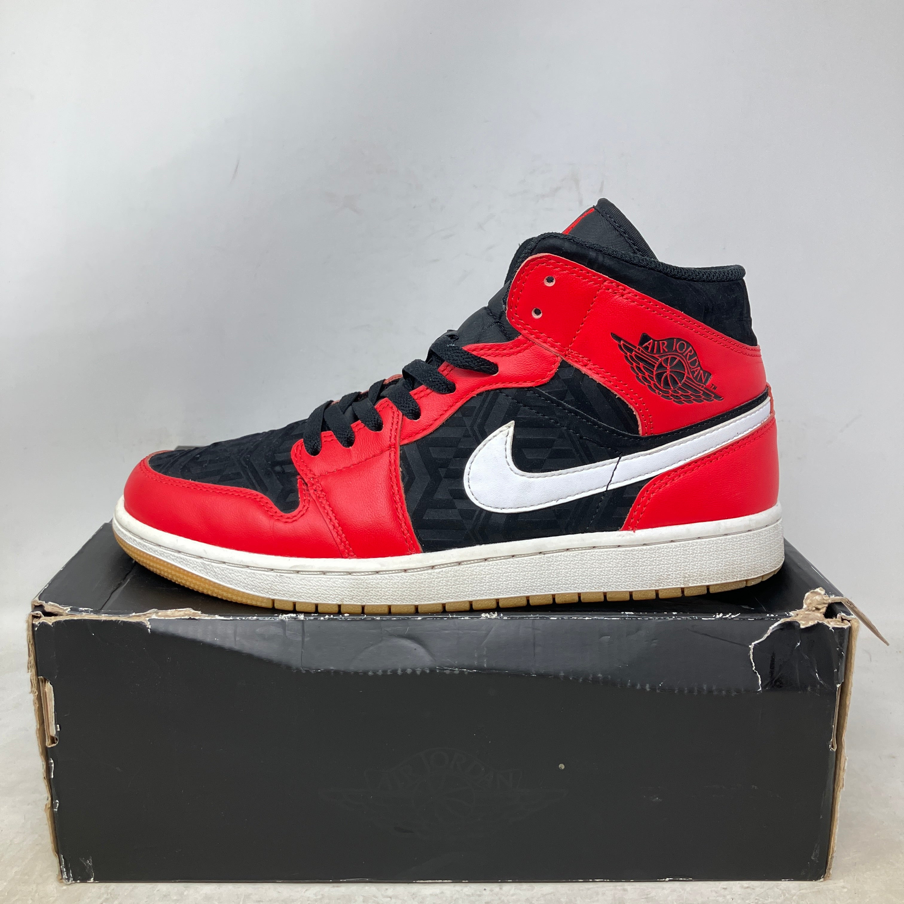 Jordan 1 Mid SE Christmas