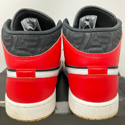 Jordan 1 Mid SE Christmas