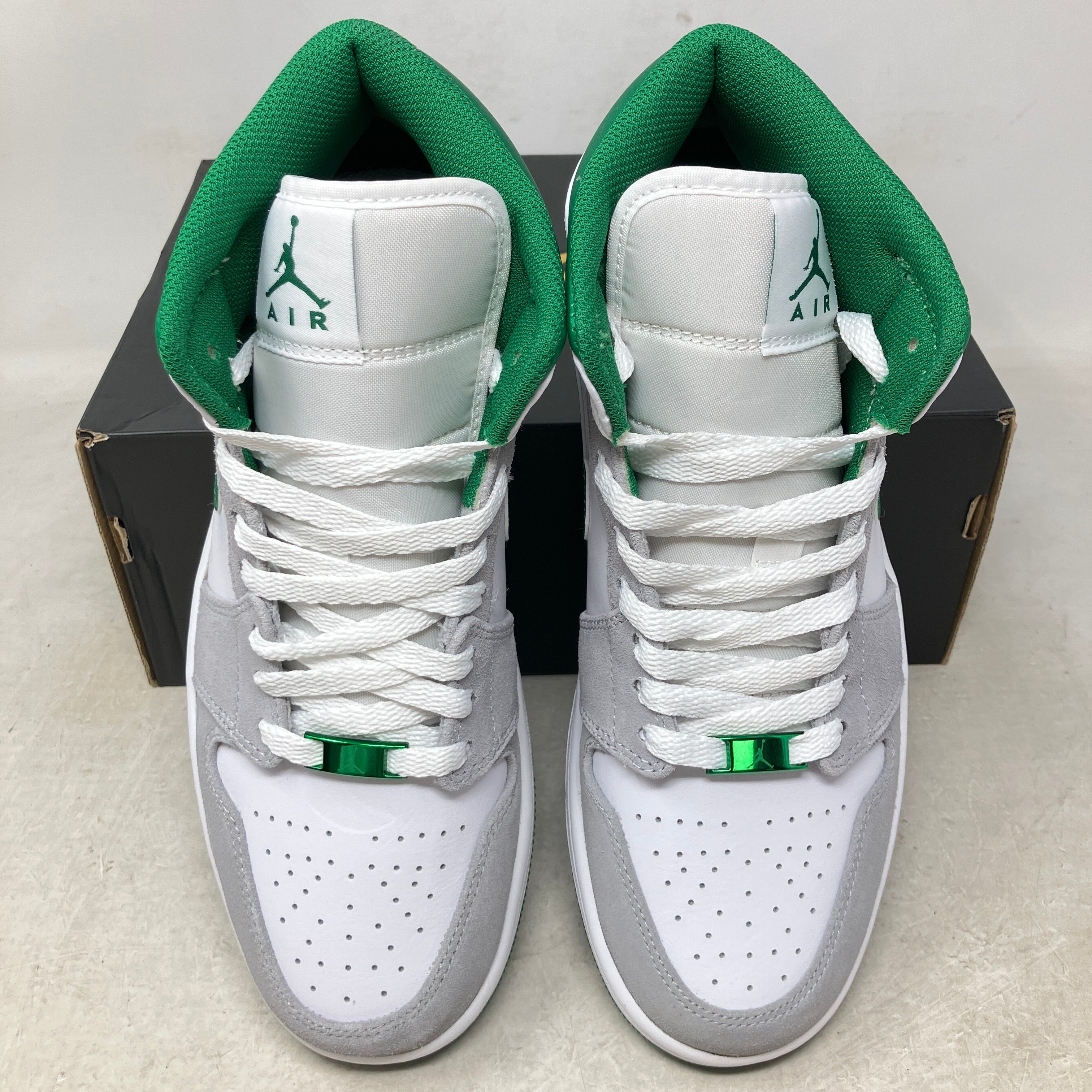 Jordan 1 Mid SE Grey Green