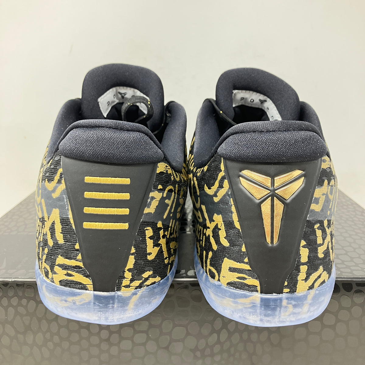 Nike Kobe 11 Protro Mamba Day