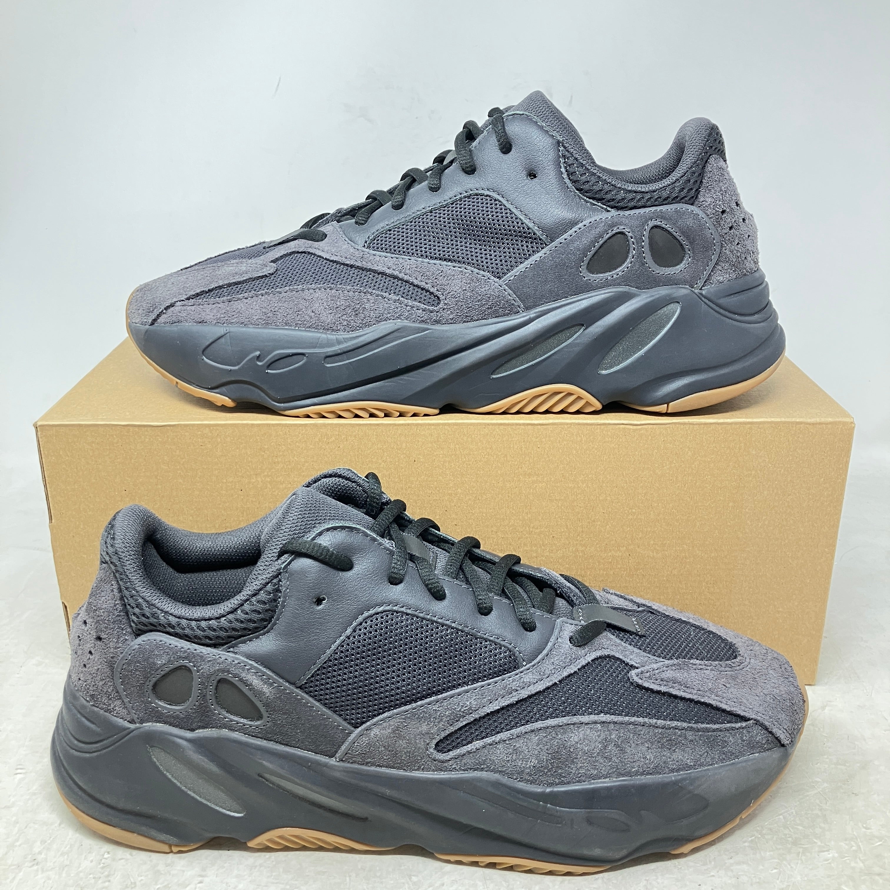 adidas Yeezy Boost 700 Utility Black