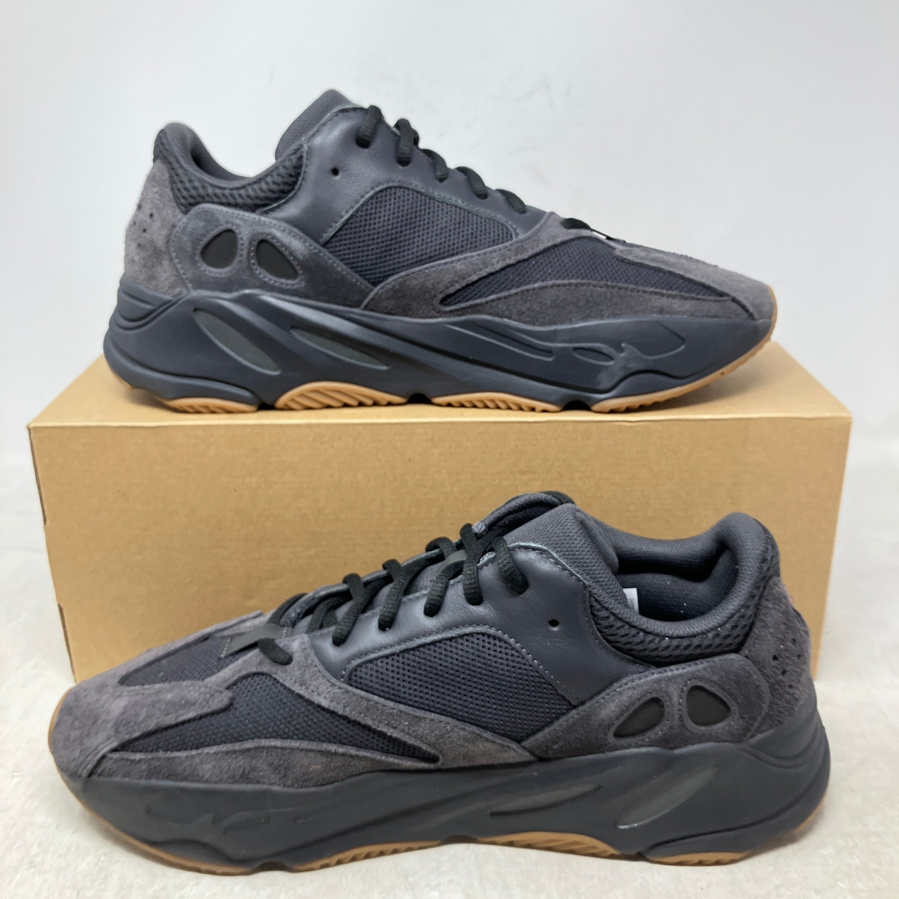 adidas Yeezy Boost 700 Utility Black