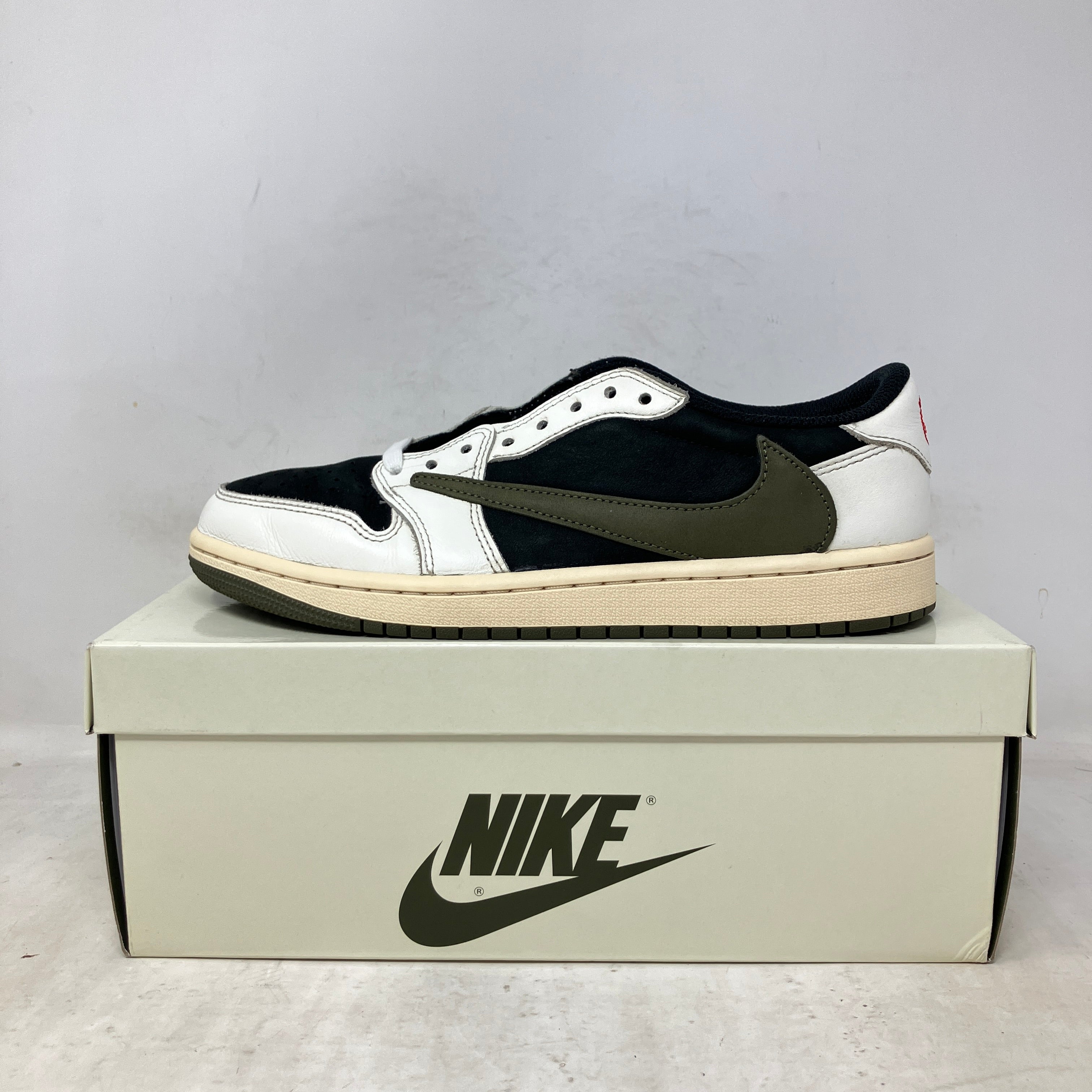 Jordan 1 Retro Low OG SP Travis Scott Olive (Women's)