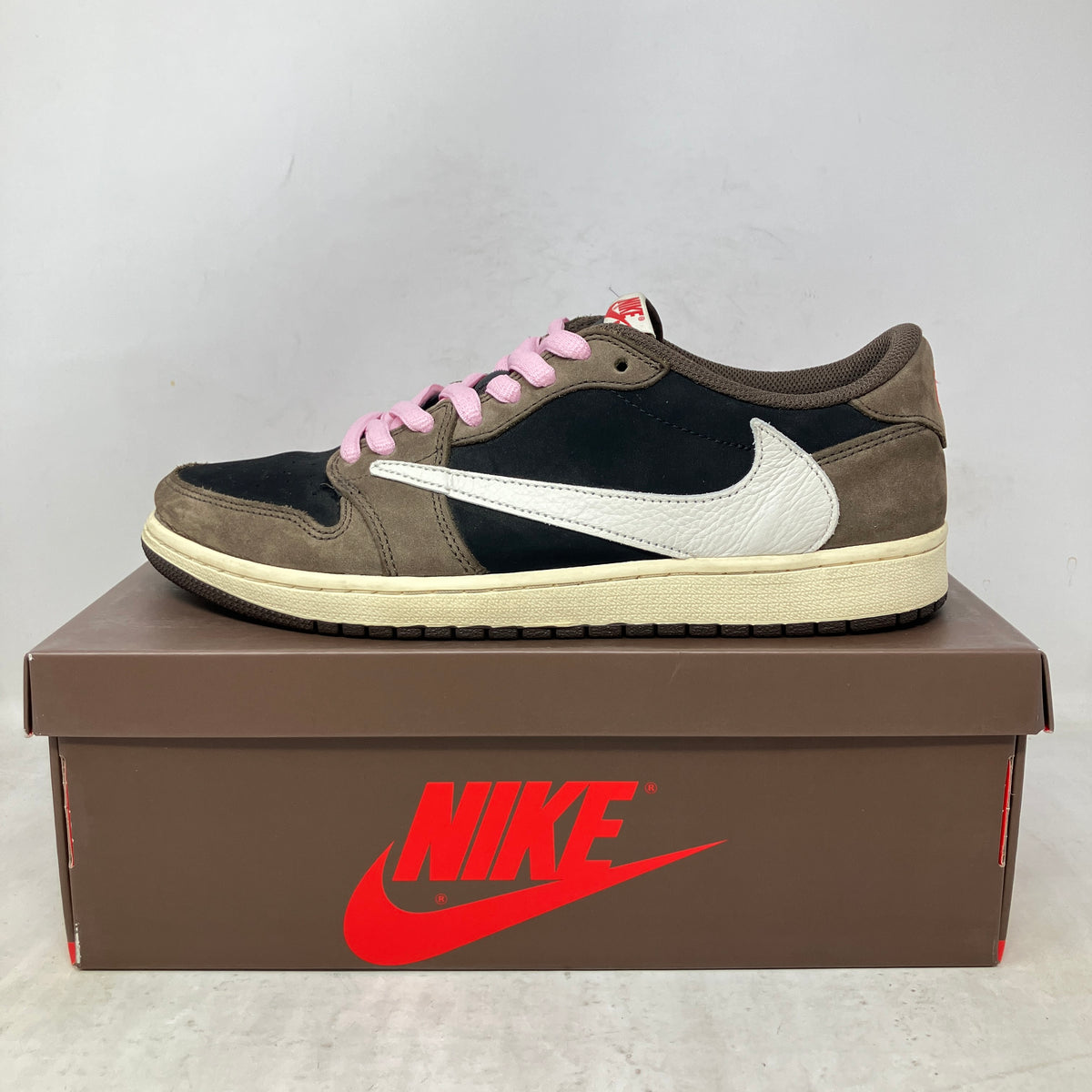 Jordan 1 Retro Low OG SP Travis Scott Mocha