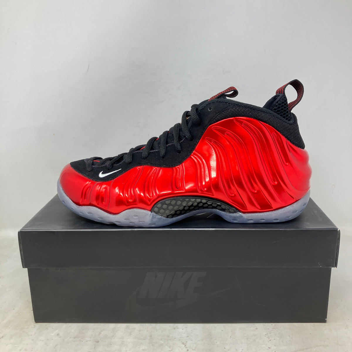 Nike Air Foamposite One Metallic Red (2017)
